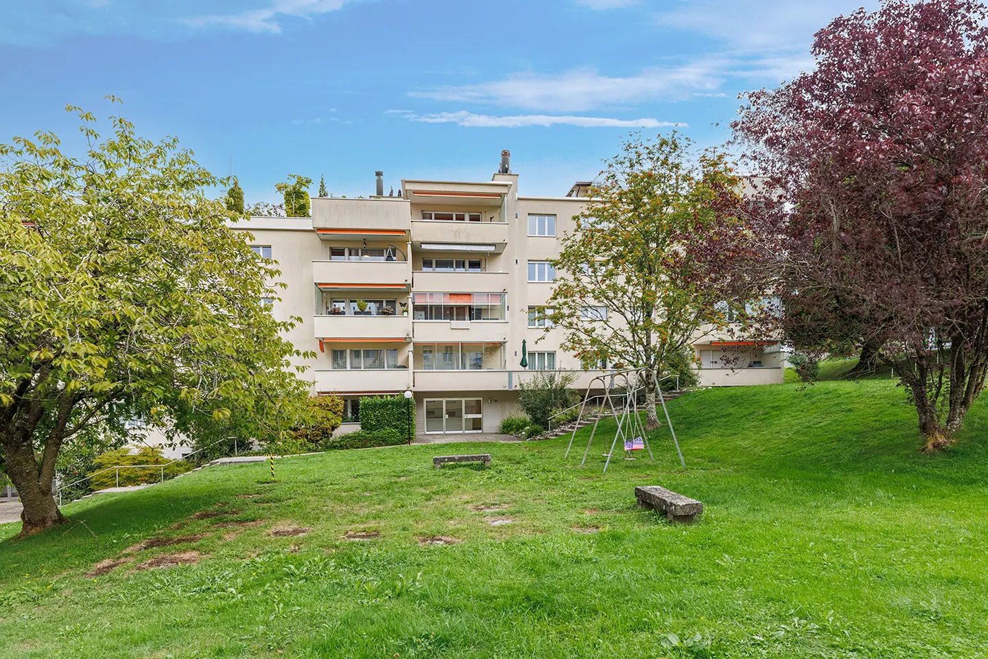 Spacious Apartment with Rooftop Terrace - Photo 13 of 13