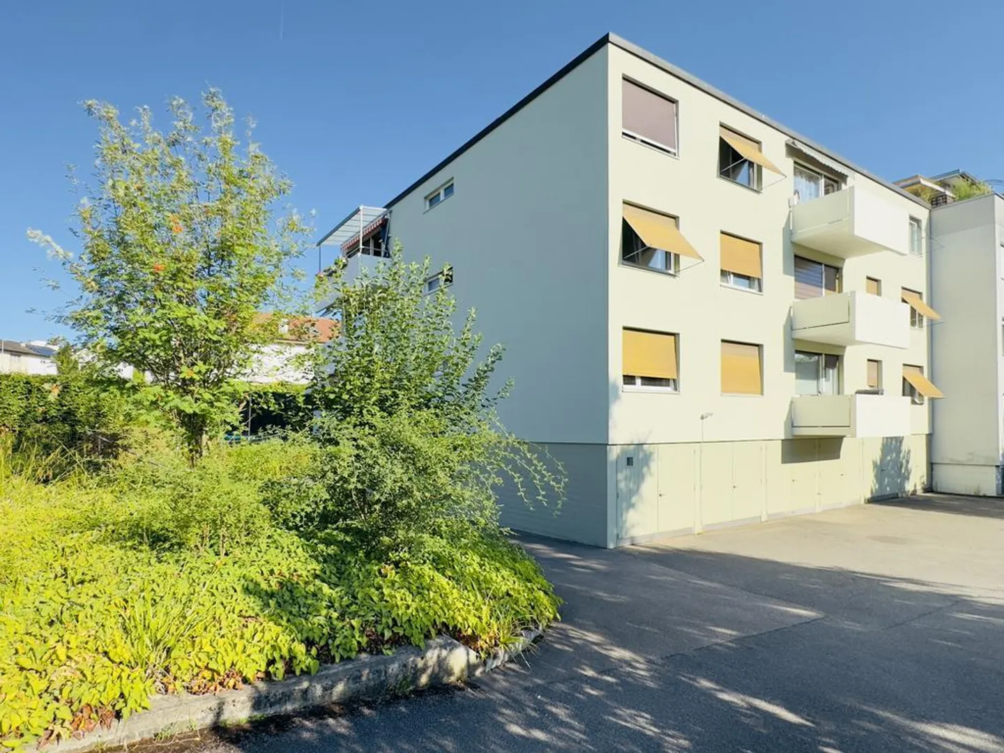 Vivere con stile in un ambiente verde - appartamento affascinante con balcone - Foto 1 di 11