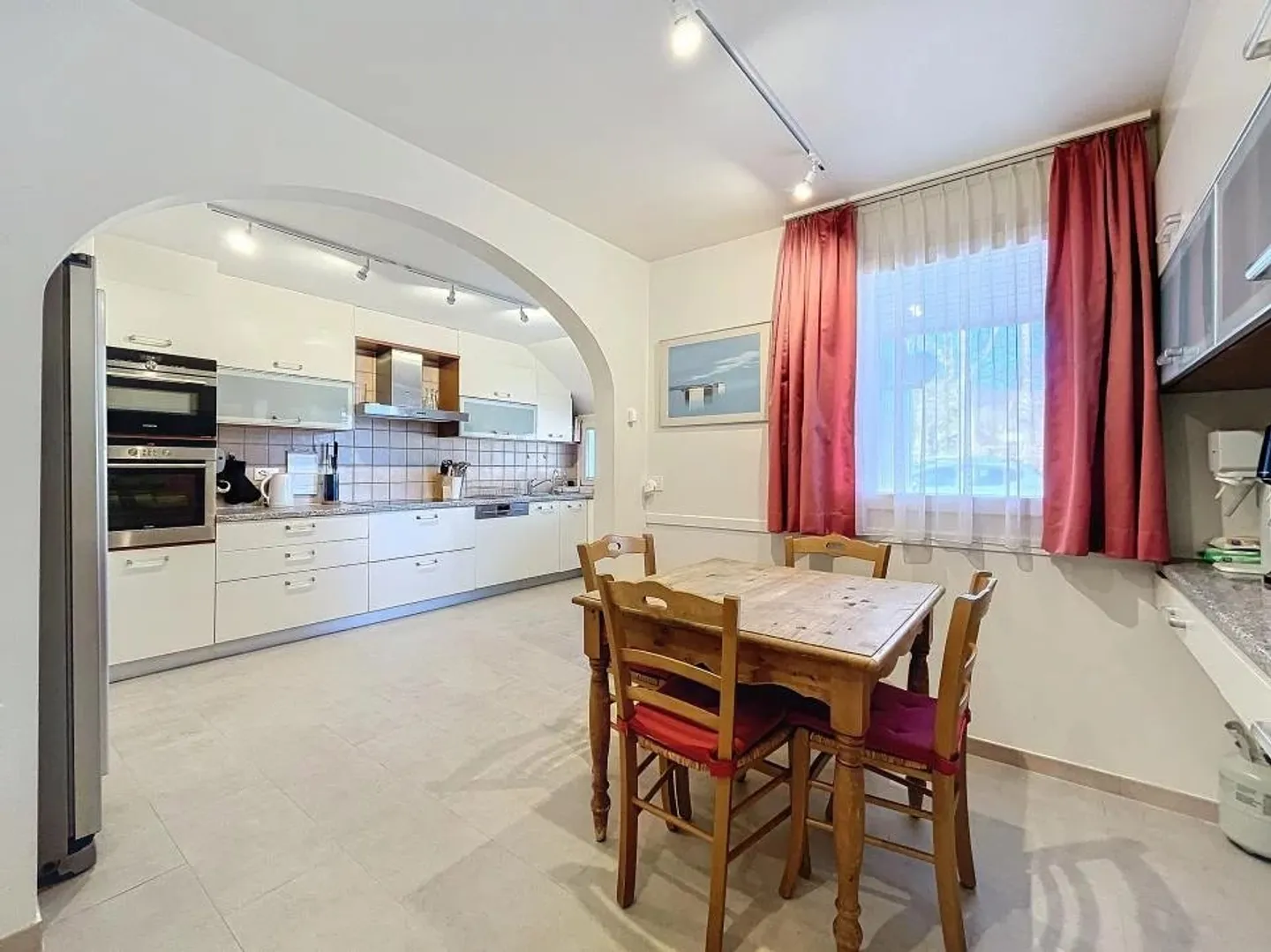 Villa avec grand terrain et tranquillité absolue - Photo 5 sur 13