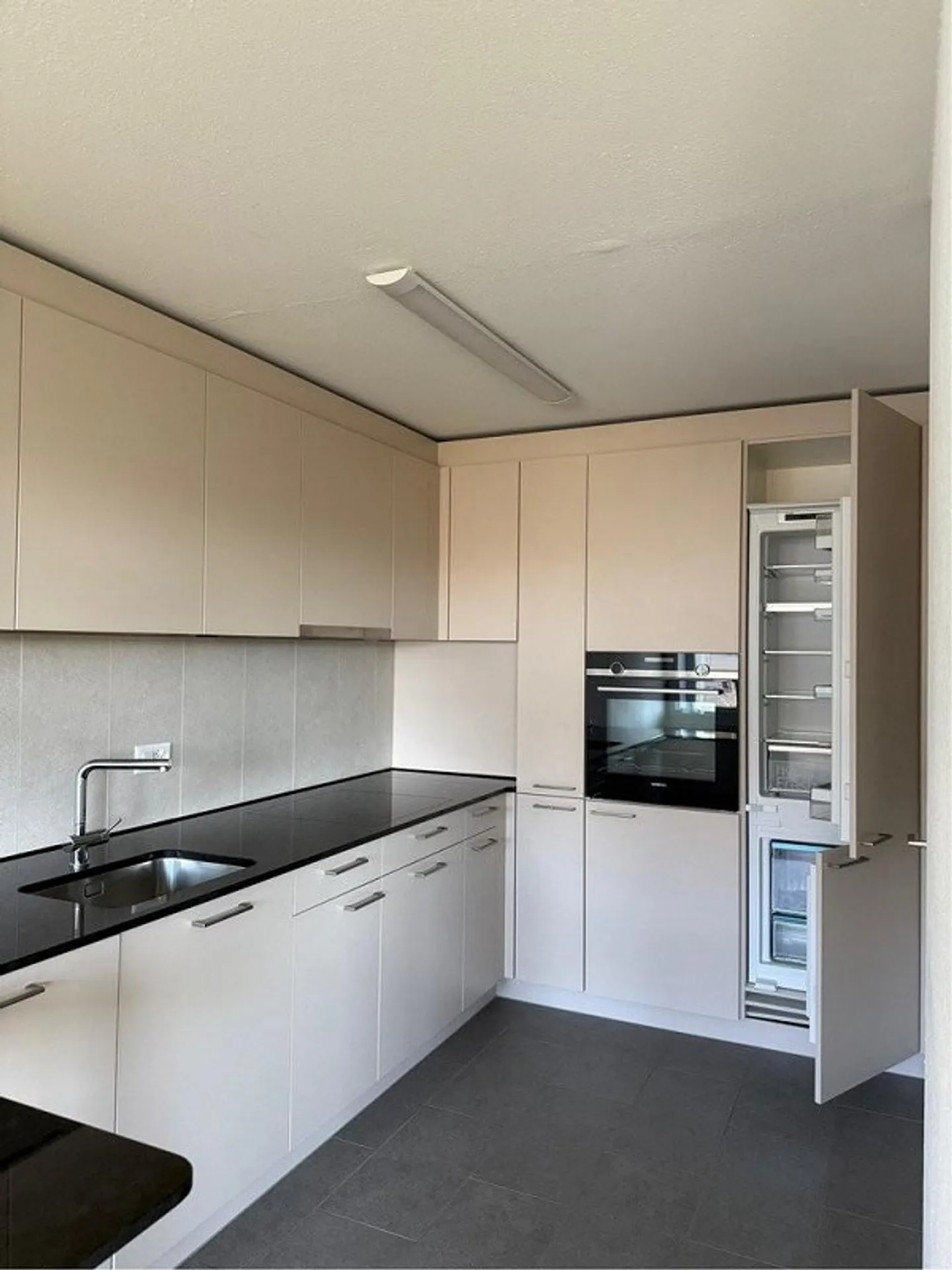 Comfortable 3.5 Room Apartment in Brugg - Photo 6 of 7