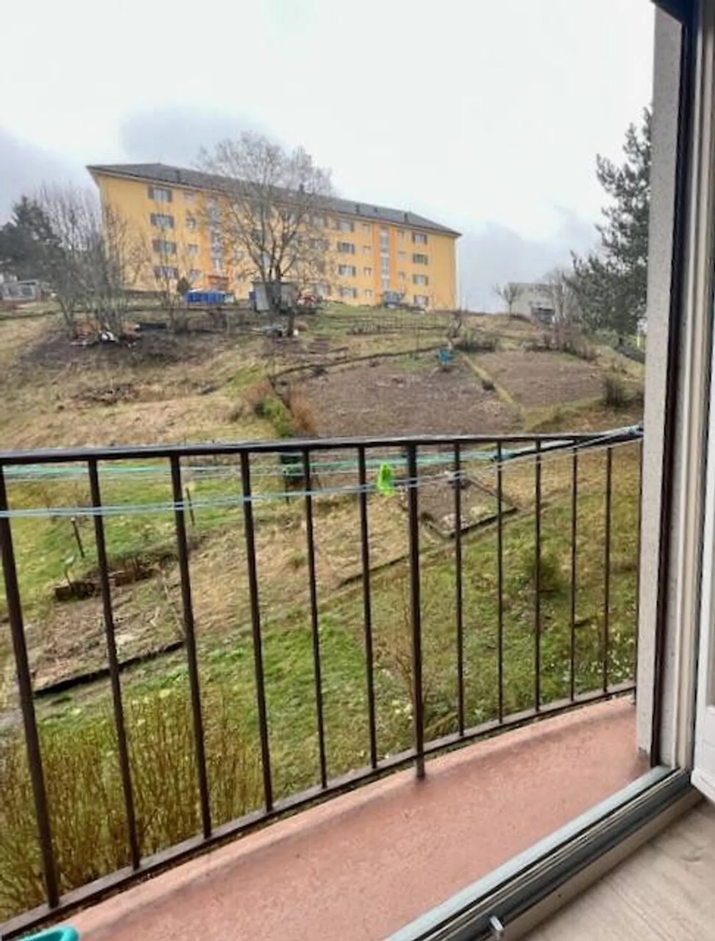 2 appartamenti di 3,5 locali, al 2° piano, con balconi - Foto 6 di 8