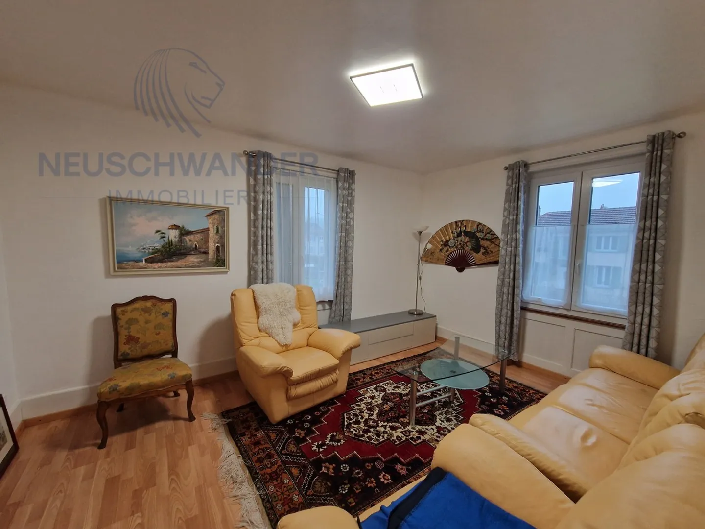 Perfectly located and very well maintained - Photo 5 of 14