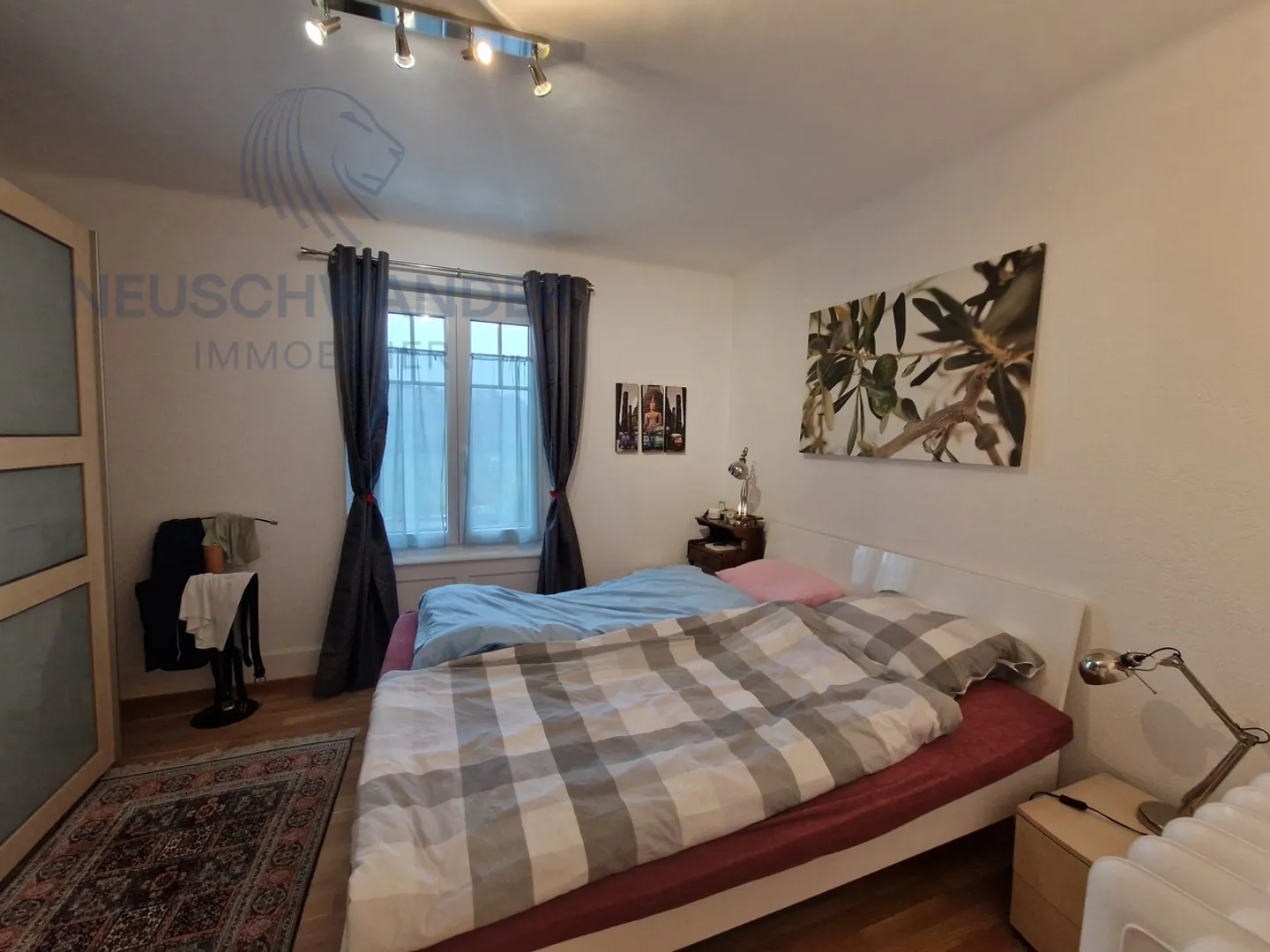 Perfectly located and very well maintained - Photo 9 of 14