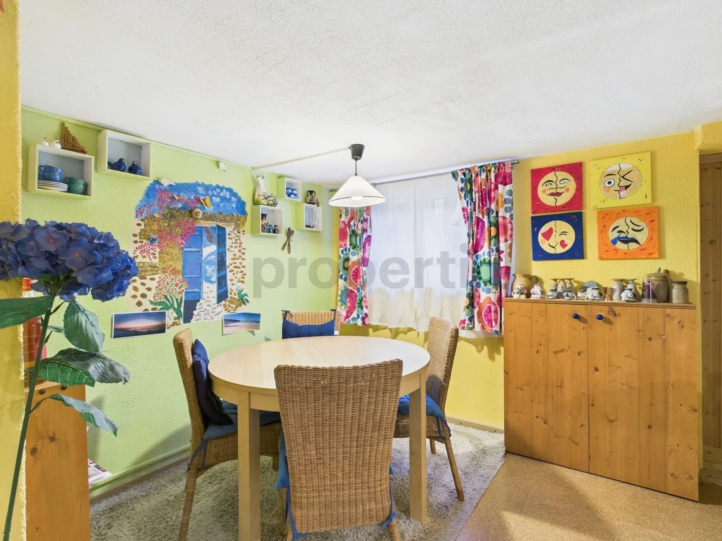 Charmantes 4.5 Zimmer Einfamilienhaus mit traumhafter Aussicht in Mels - Foto 7 von 13