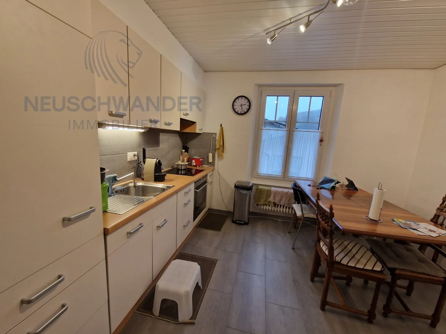 Perfectly located and very well maintained - Photo 12 of 14