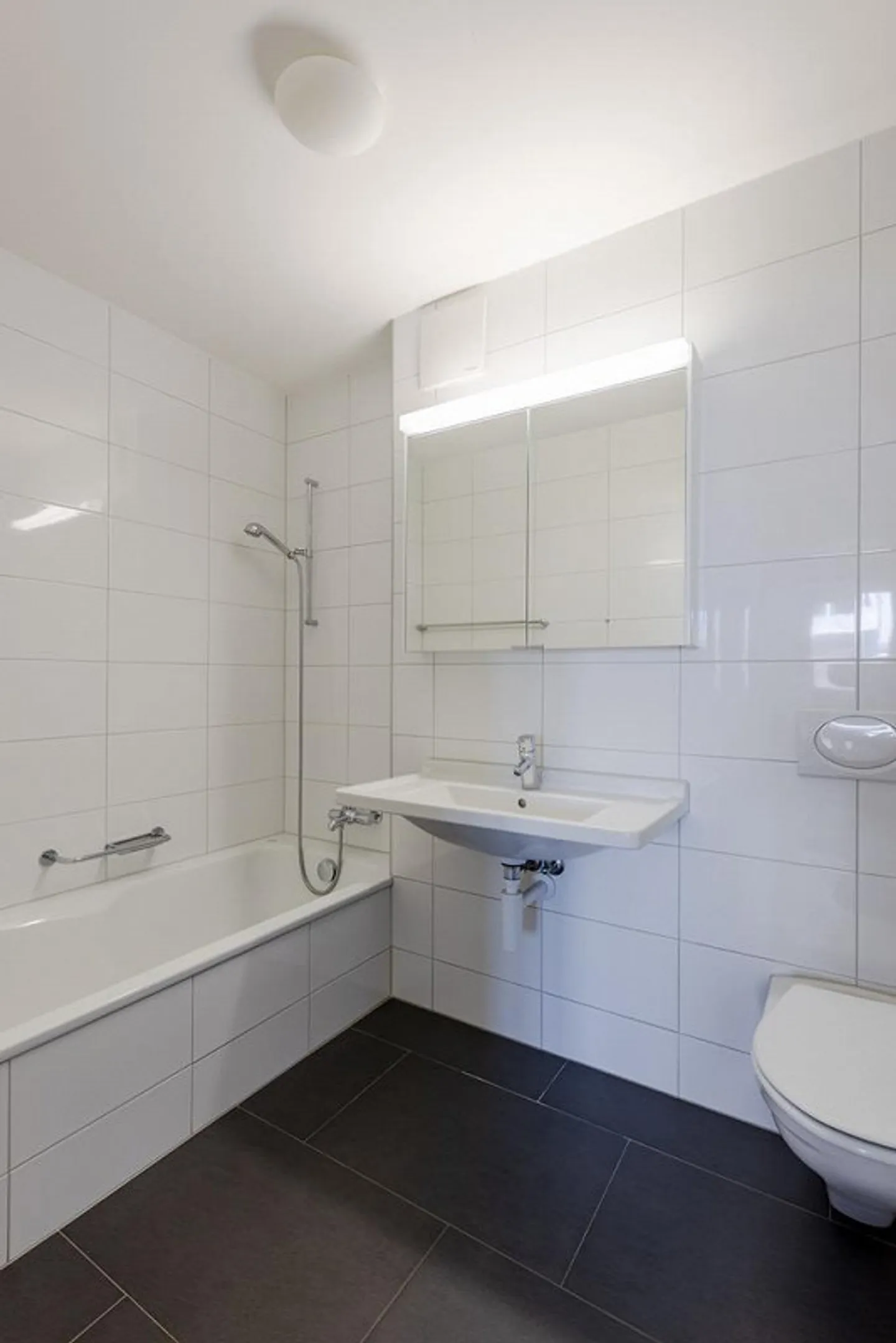 Appartamento accogliente in una posizione adatta alle famiglie - Foto 5 di 8