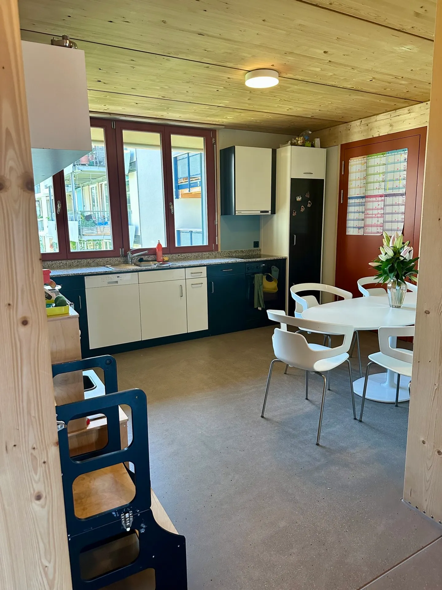 APPARTEMENT 3½ PIÈCES À BASEL - ST. JOHANN, MEUBLÉ, TEMPORAIRE - Photo 3 sur 10