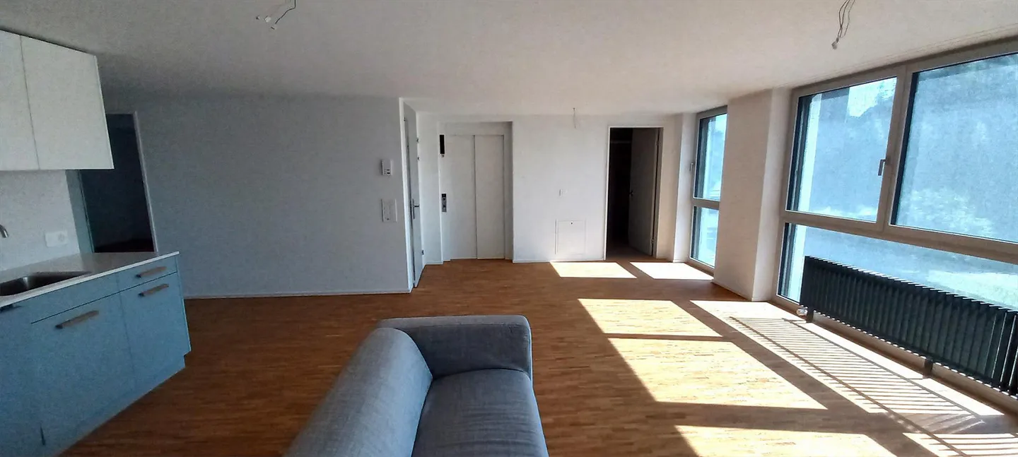 Appartement attrayant de 3,5 pièces (81 m²) avec ascenseur et garage à louer - Photo 3 sur 9