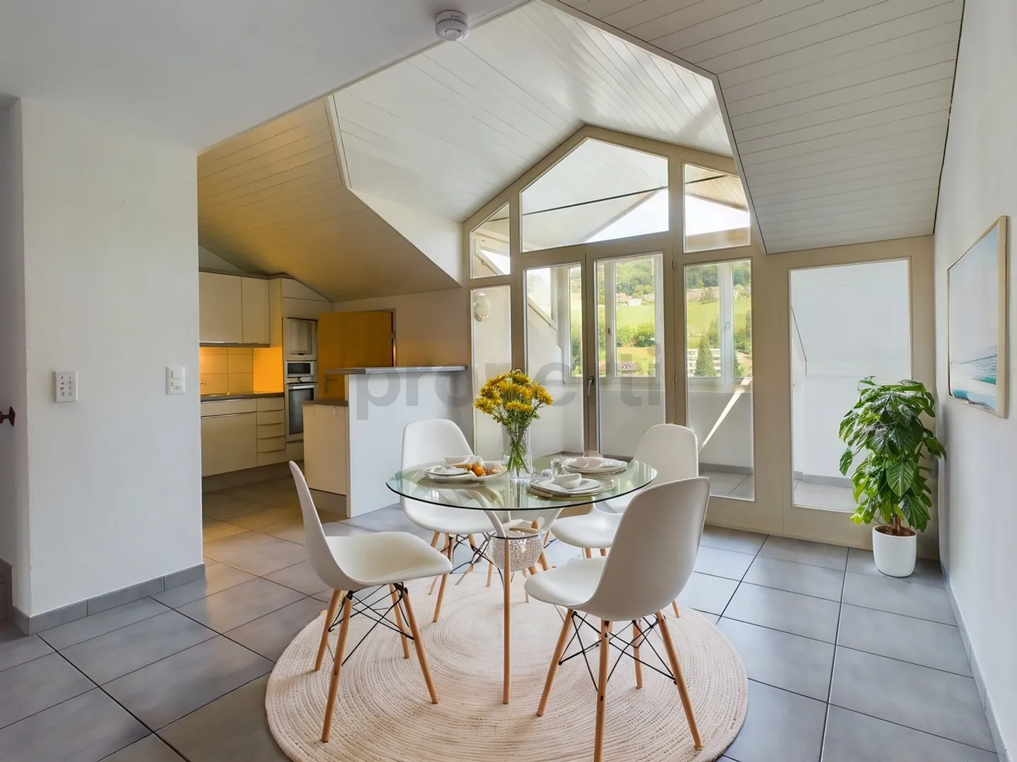 Reserviert -Zentral gelegene 4.5-Zimmer-Maisonette mit Balkon und modernem Komfort in Klingnau - Foto 4 von 11
