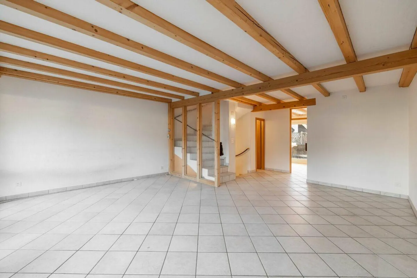 Charmantes Reihenhaus in Sargans - Foto 3 von 23