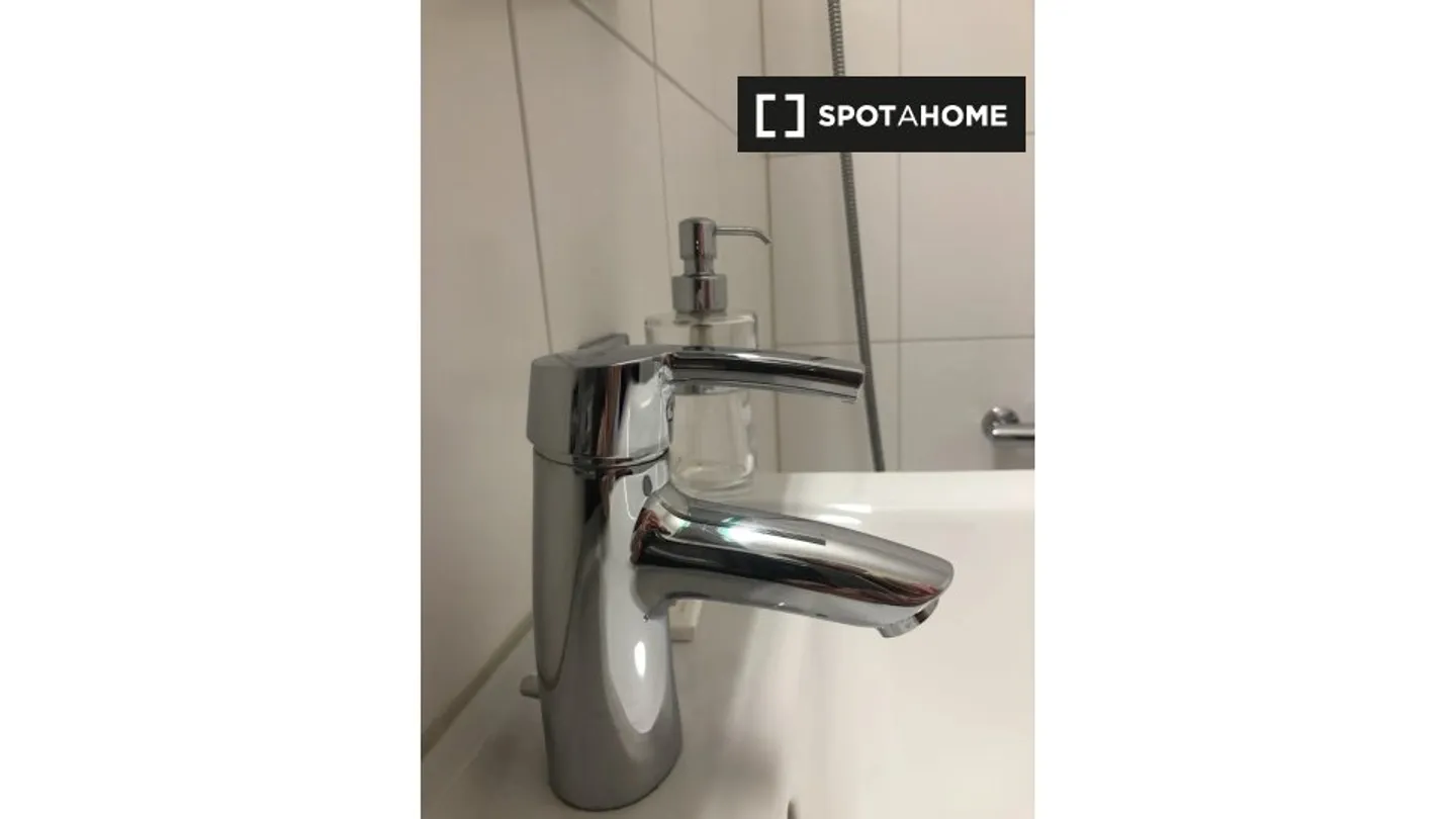 Scopri, visita e affitta la tua nuova casa online con piena fiducia. - Foto 17 di 18