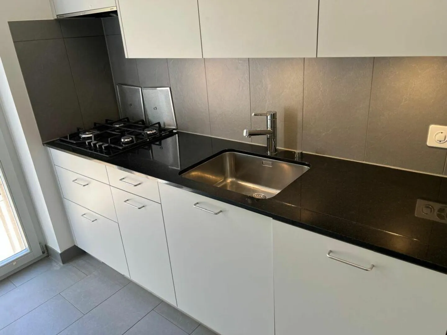 Paradise for Hobby Gardeners - Charming 3.5-Room Apartment in Prime Location - Photo 8 of 12