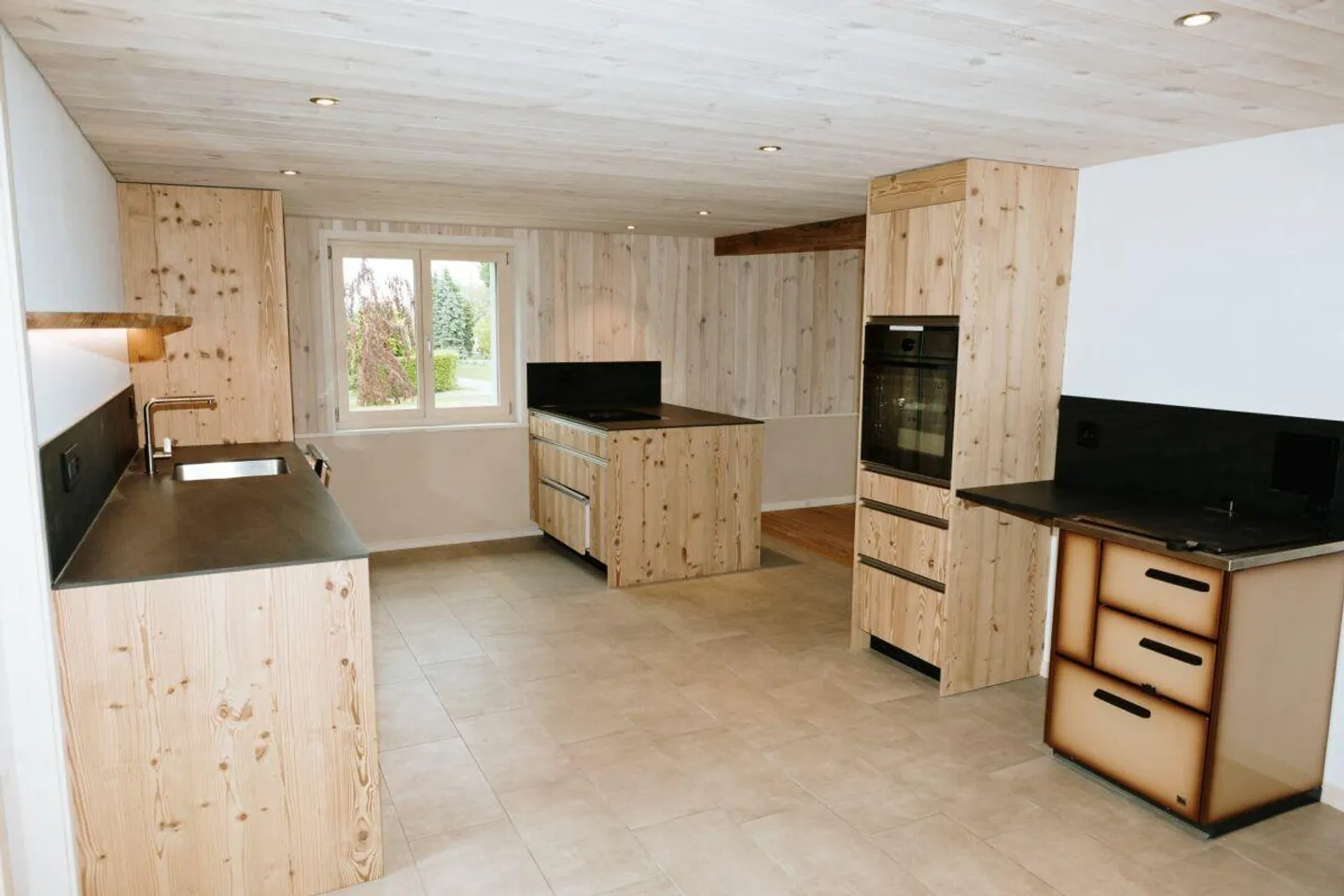 Propriété agricole avec ferme entièrement rénovée - Photo 3 sur 11