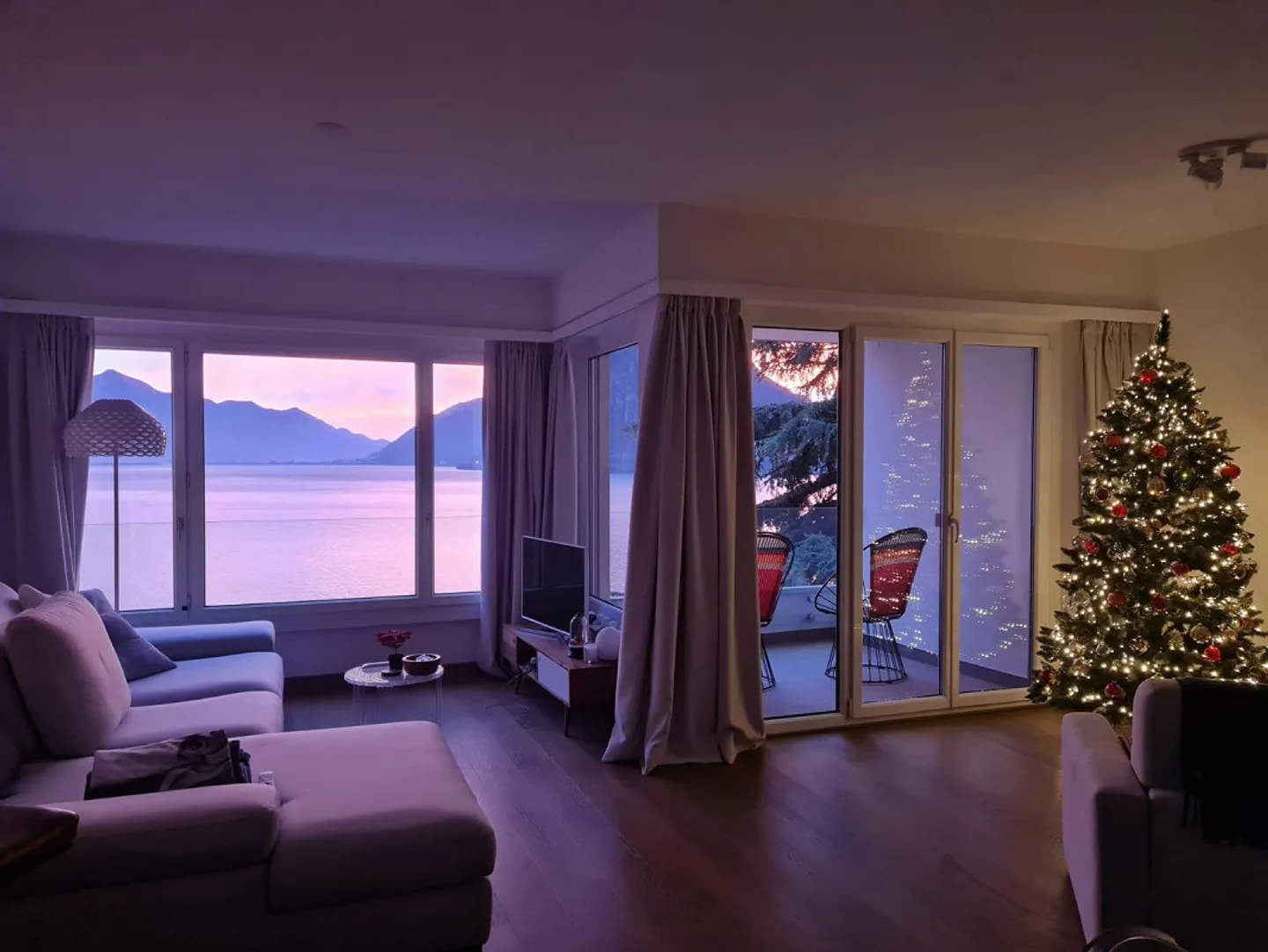Penthouse élégant de 2,5 pièces avec vue sur le lac à Castagnola - Photo 3 sur 10