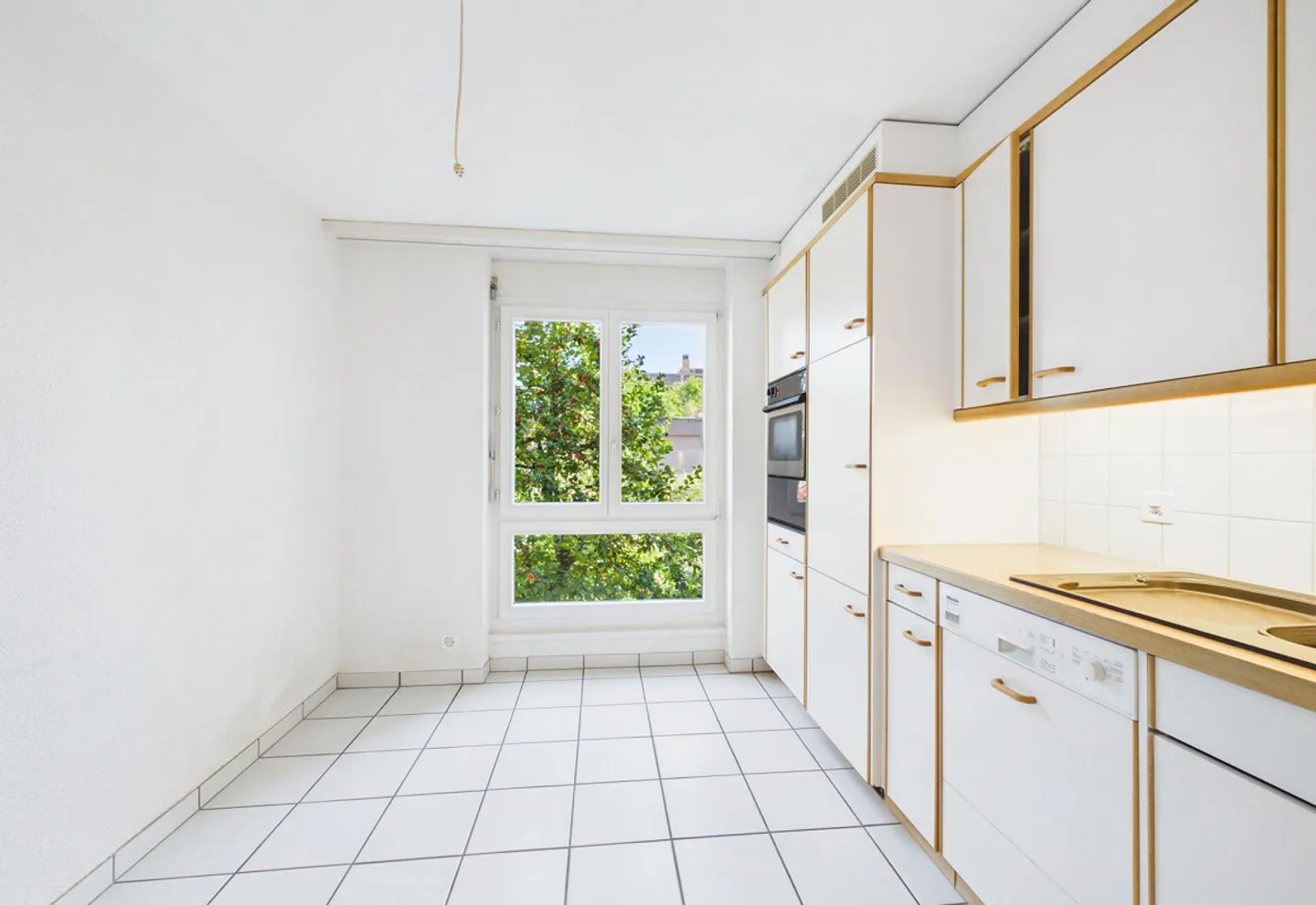 A Home in the Popular Spiegel near Bern - Photo 7 of 14