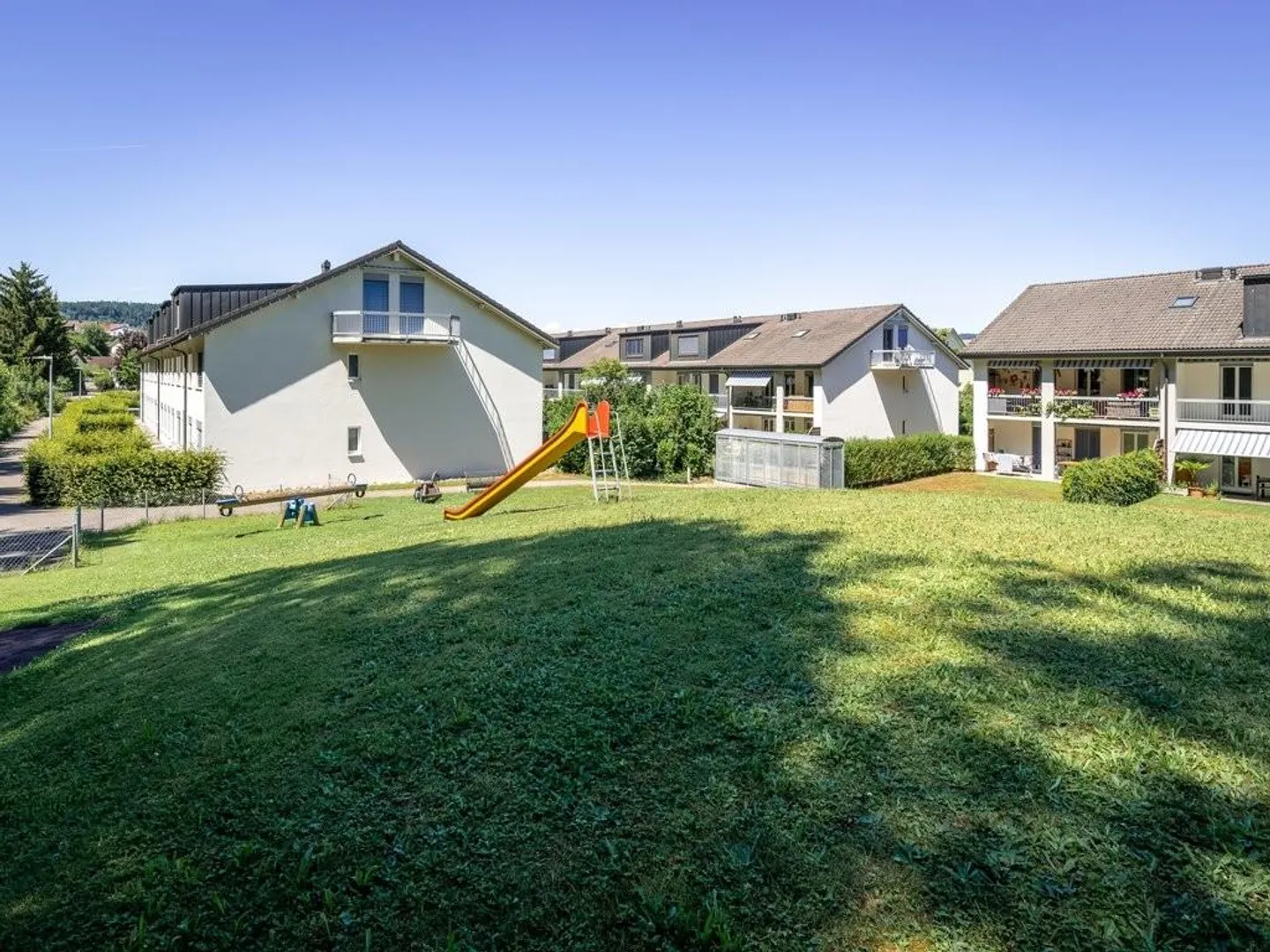 LOUER SANS CAUTION - Développement calme en bordure de forêt et pourtant central - Photo 3 sur 9