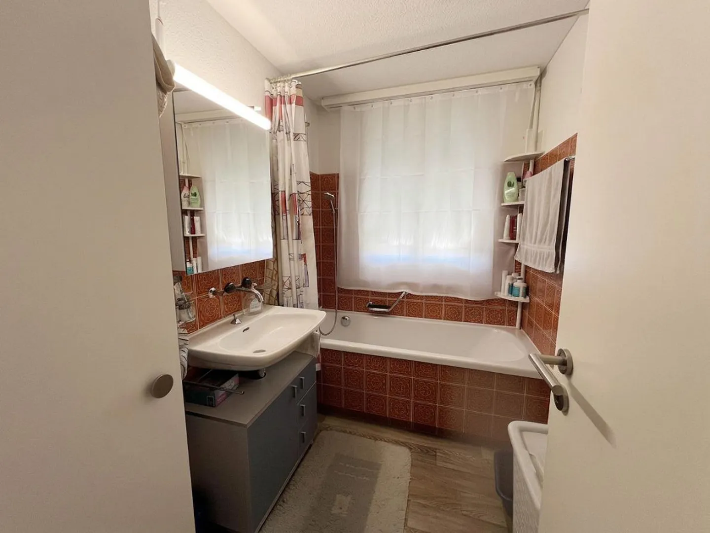 Well-maintained multi-family house with development potential - Photo 8 of 20
