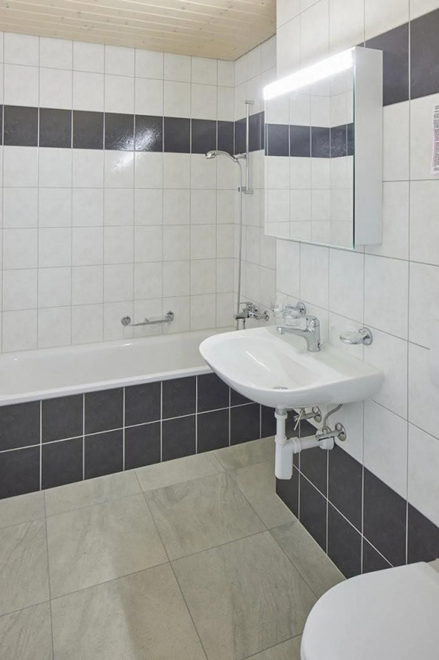 LOUER SANS CAUTION - Développement calme en bordure de forêt et pourtant central - Photo 6 sur 9