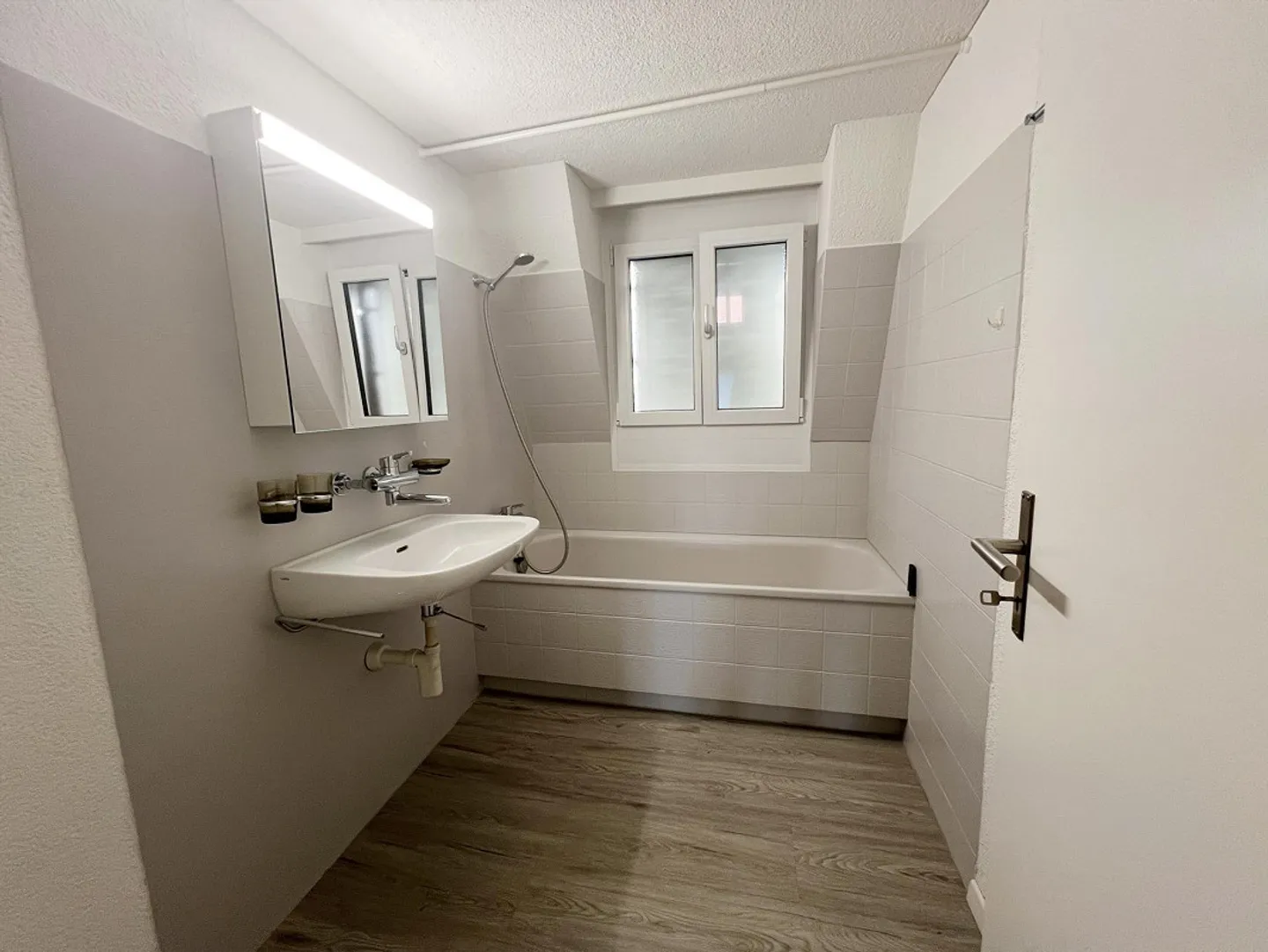 Well-maintained multi-family house with development potential - Photo 13 of 20