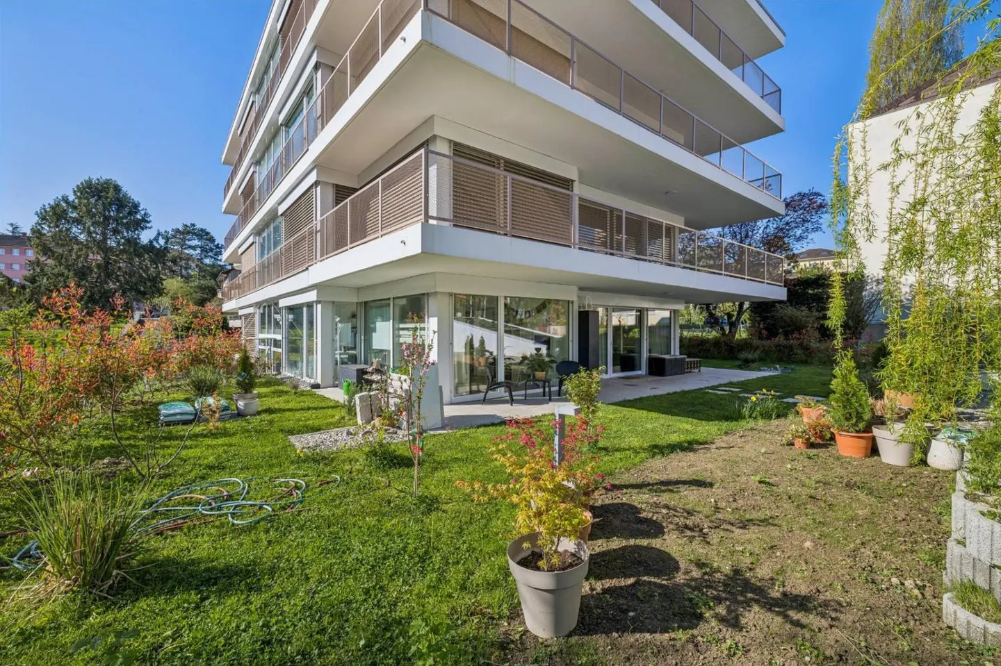 Magnifico appartamento 4.5 stanze con grande terrazza e giardino privato a Ecublens - Foto 1 di 11
