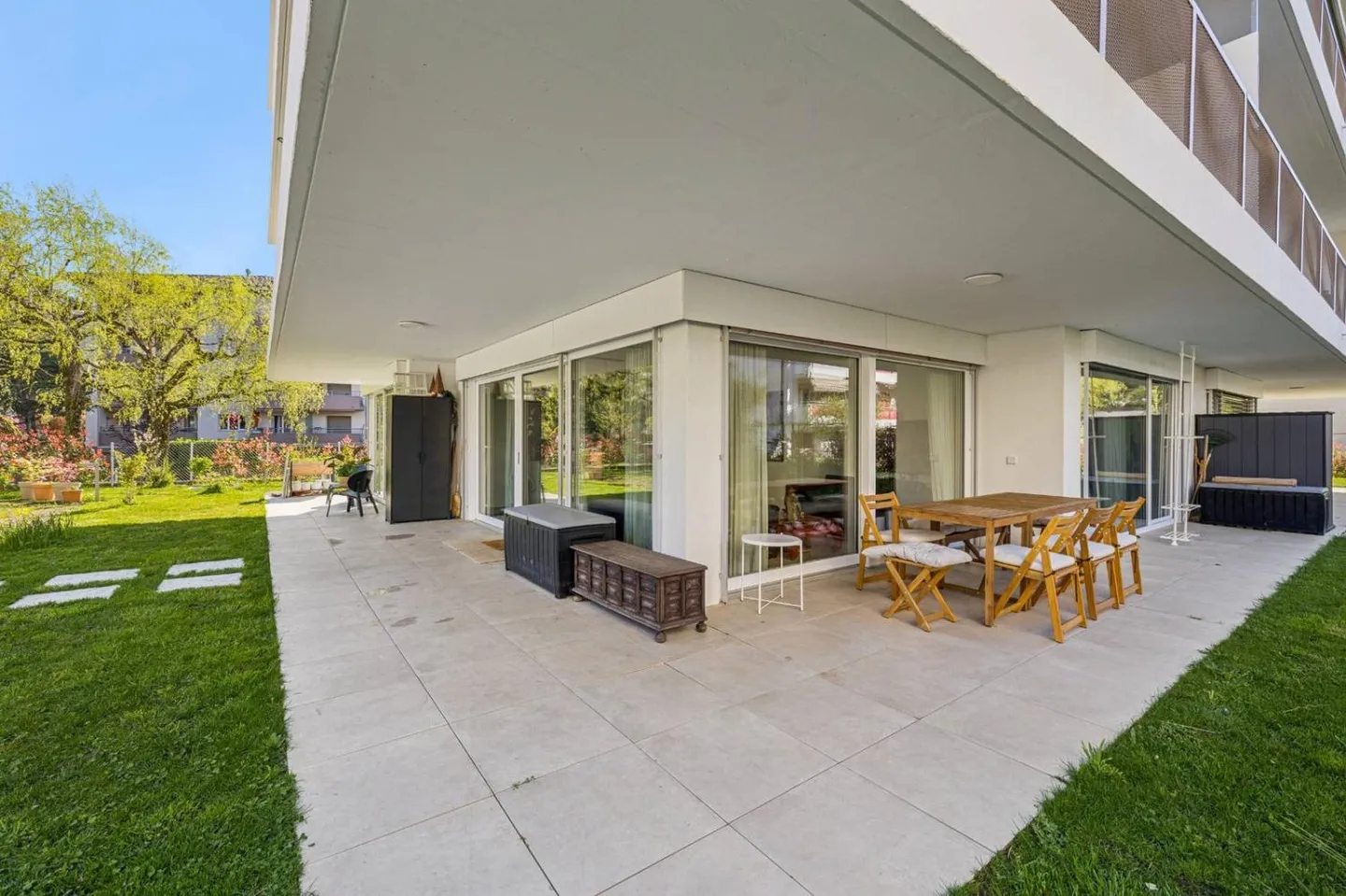 Magnifico appartamento 4.5 stanze con grande terrazza e giardino privato a Ecublens - Foto 2 di 11