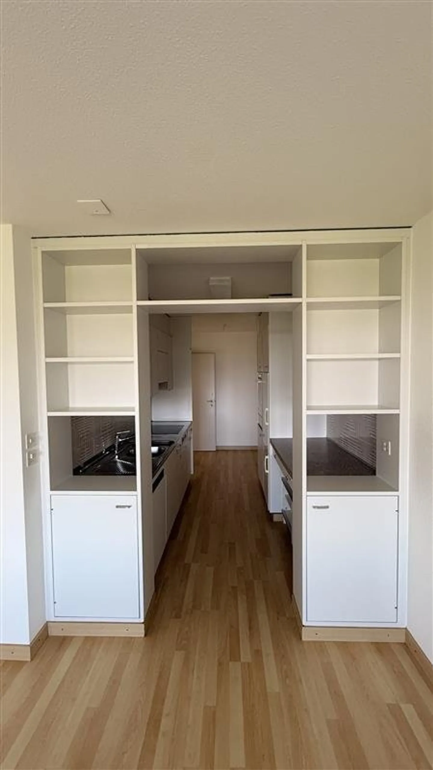 Votre nouveau chez-vous avec vue au 12ème étage - Photo 3 sur 8