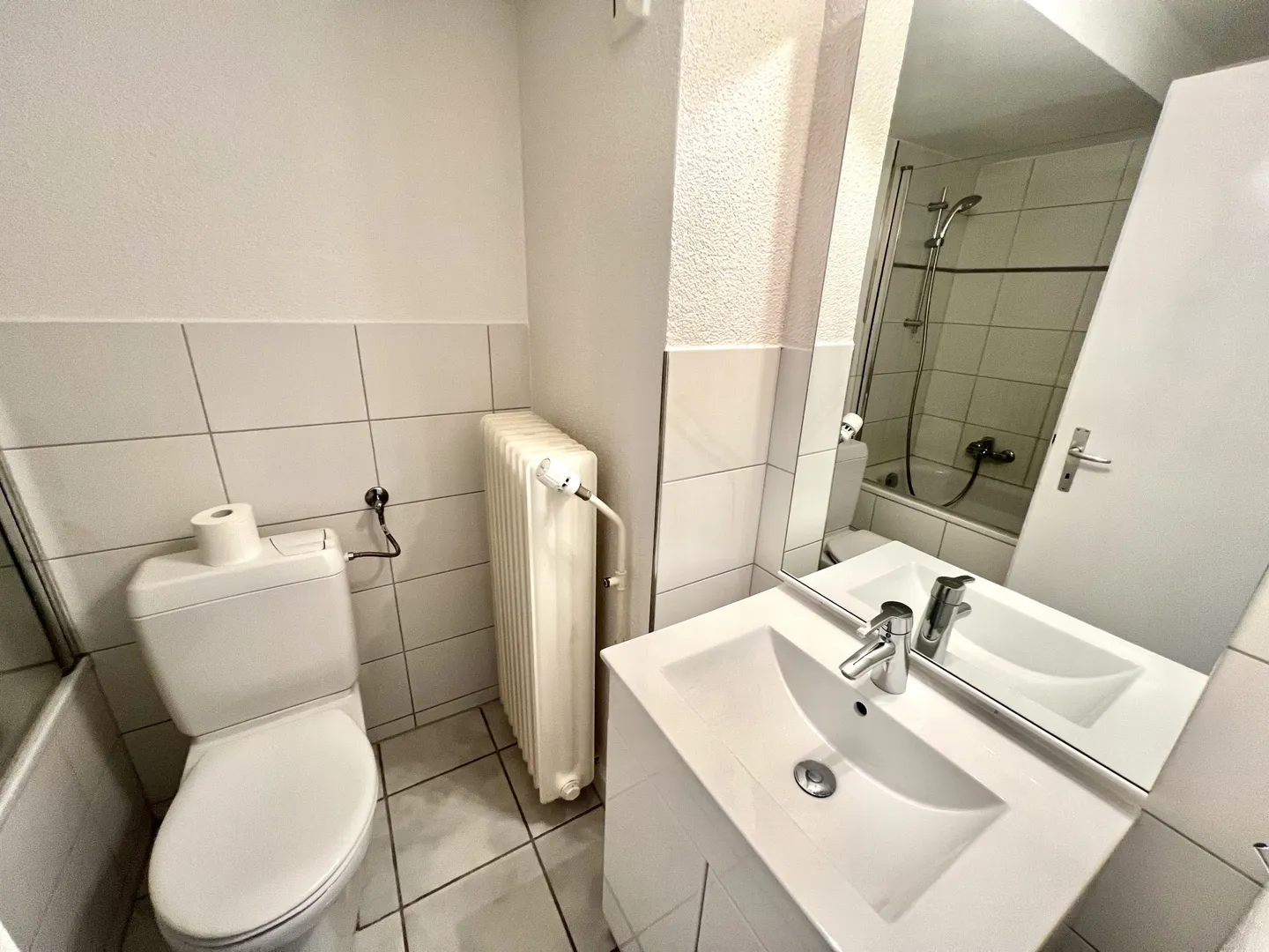 Incantevole Appartamento Mansardato a Porrentruy - Foto 7 di 9