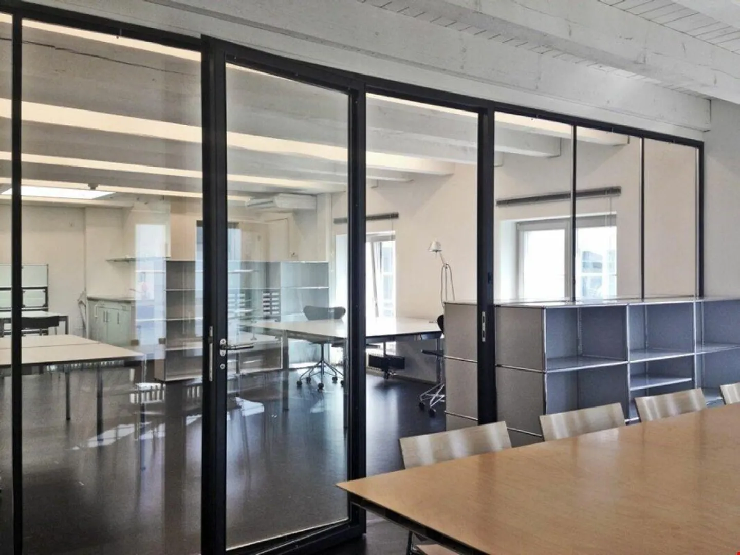 Bureaux élégants près de la gare SBB - Photo 3 sur 10