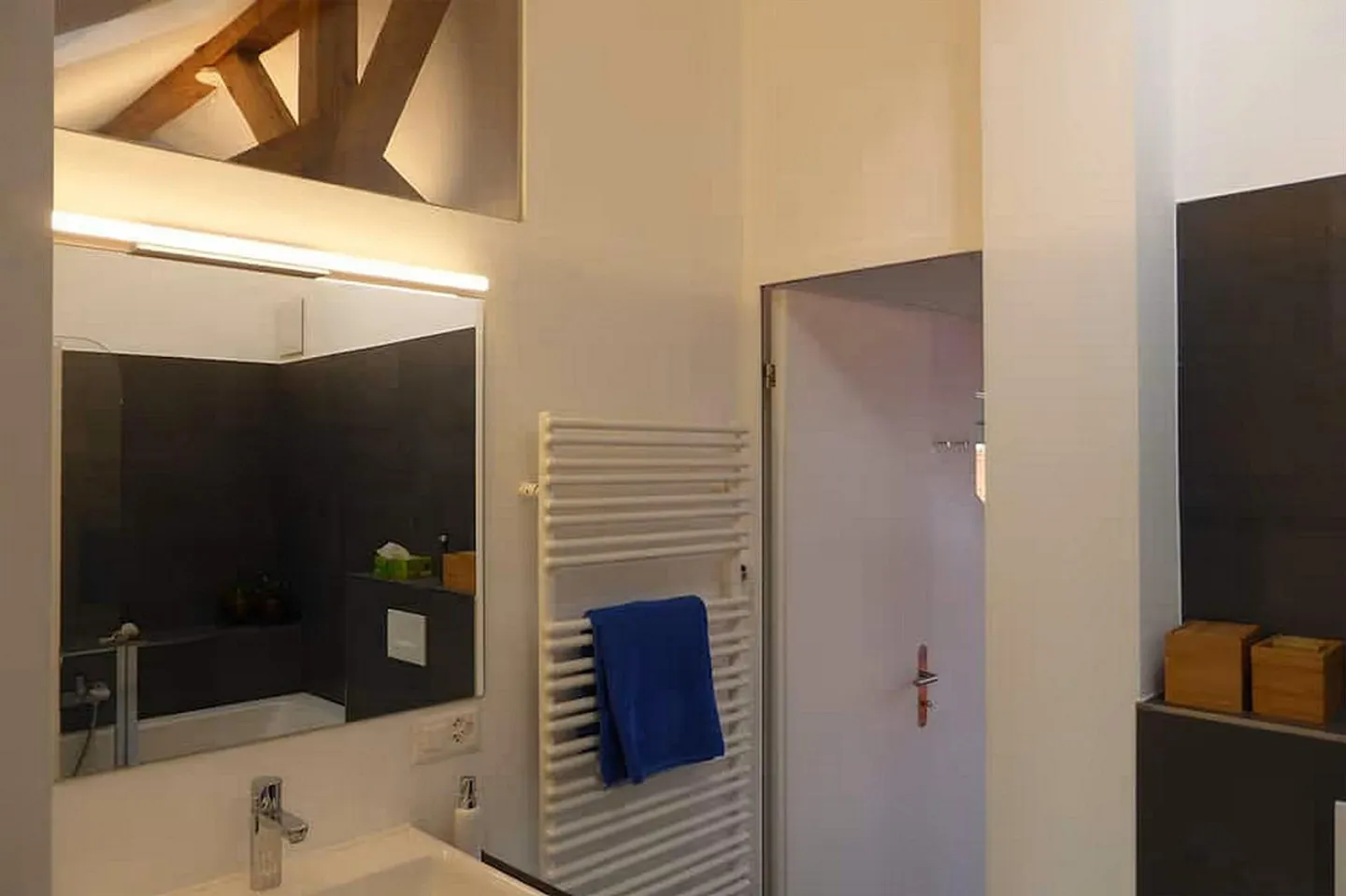 Moderno appartamento con 3 camere al 5° piano con terrazza sul tetto – vista mozzafiato - Foto 6 di 19