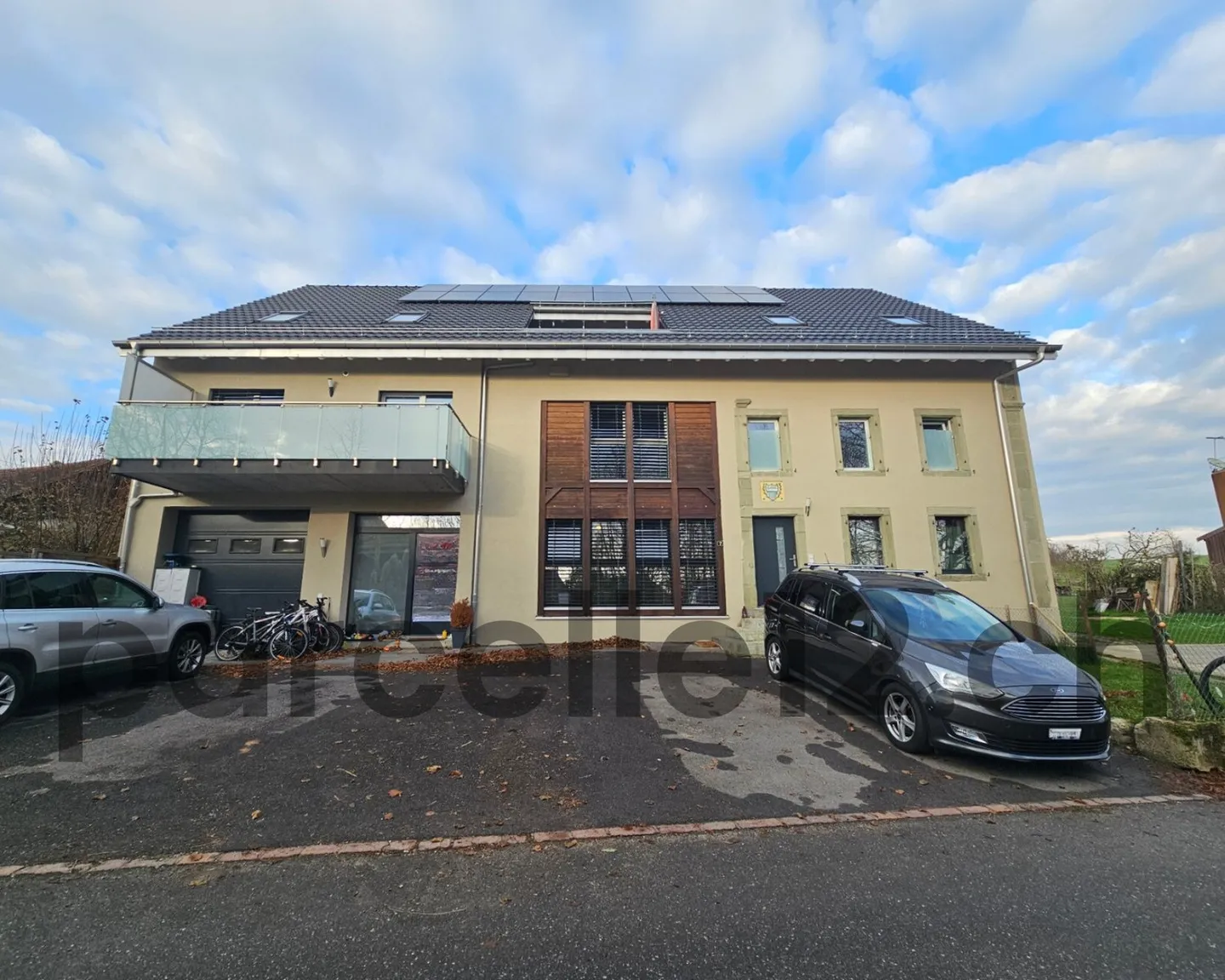 Edificio con 3 grandi appartamenti - Foto 1 di 11