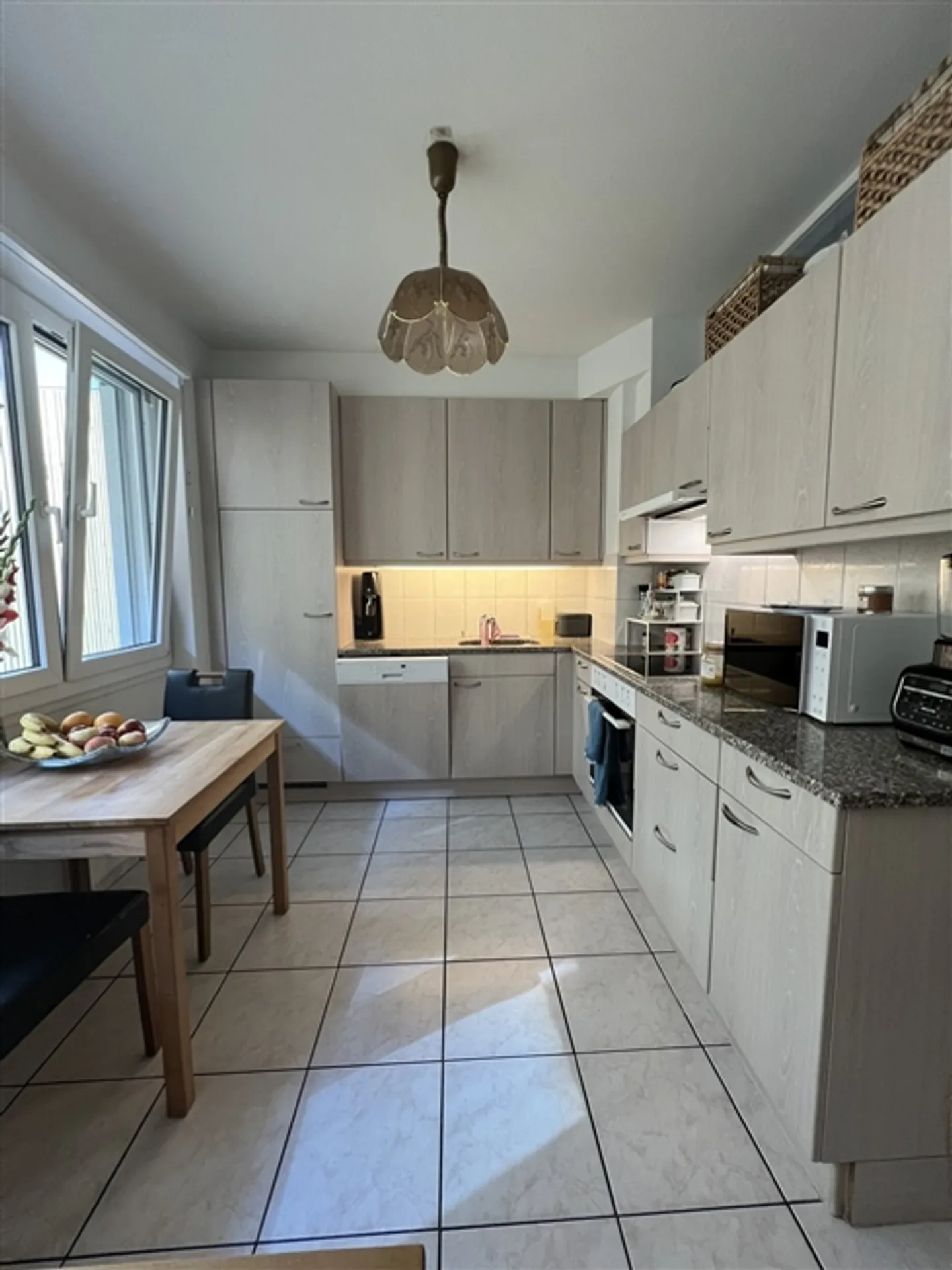 APPARTEMENT 4½ PIÈCES À BERN - OSTRING, MEUBLÉ, TEMPORAIRE - Photo 2 sur 10