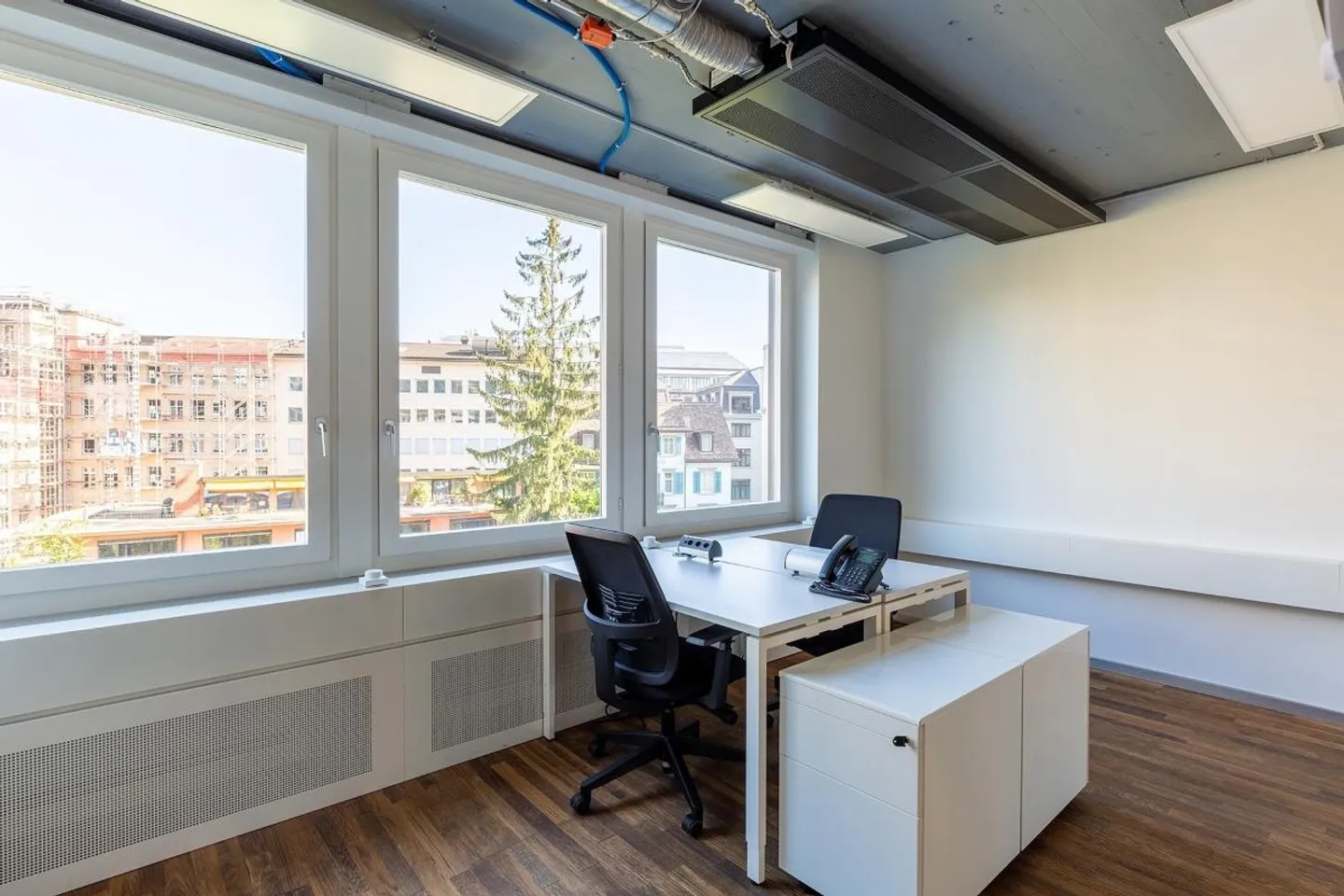 Ufficio privato per tre persone in Spaces Bleicherweg - Foto 3 di 8