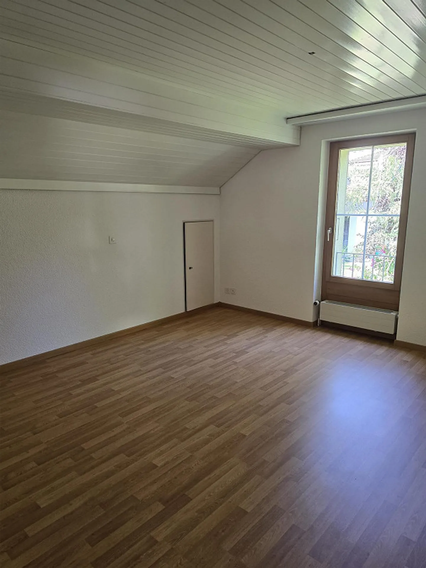 This beautiful penthouse will delight you! - Photo 8 of 12