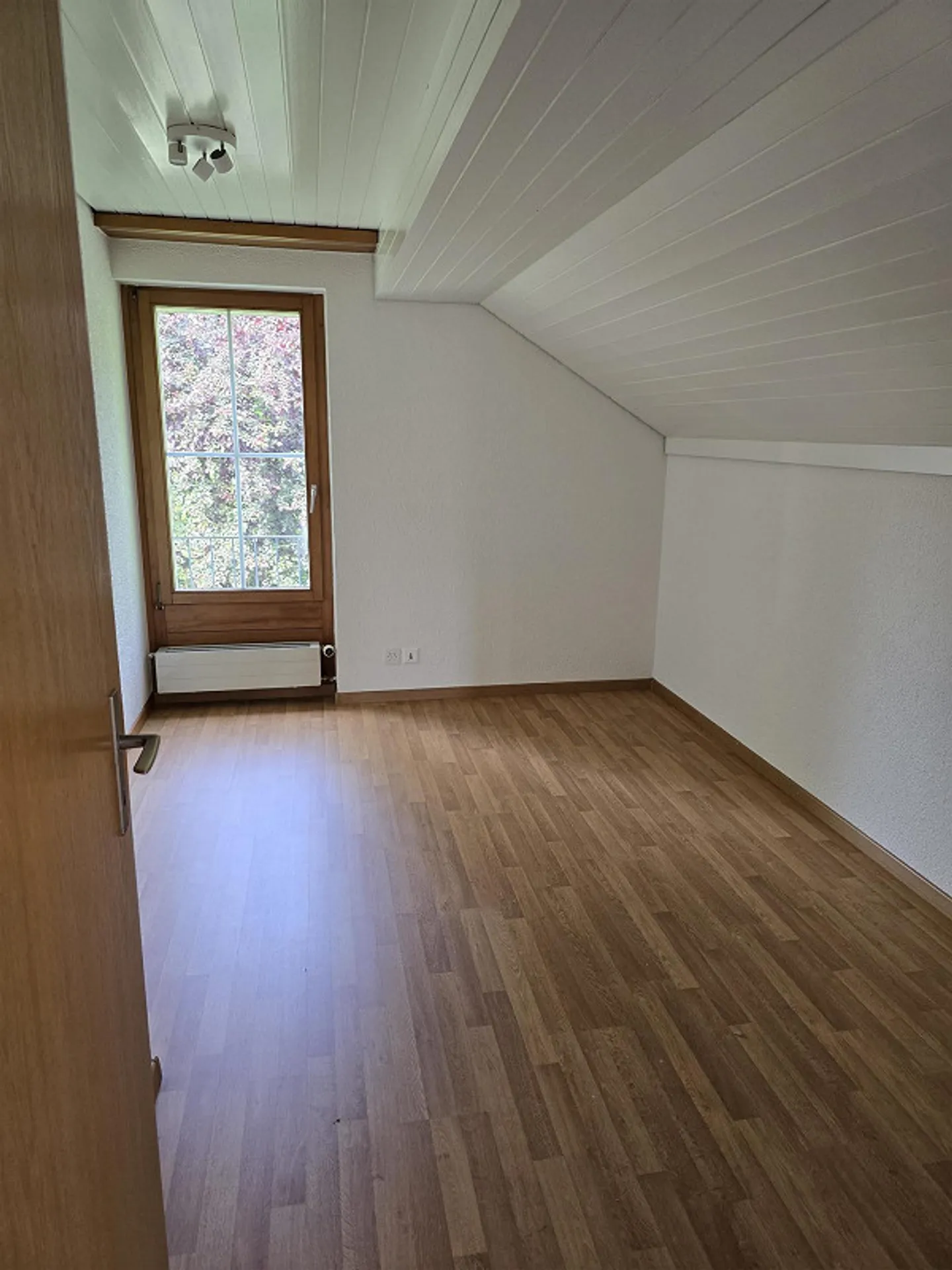 This beautiful penthouse will delight you! - Photo 9 of 12