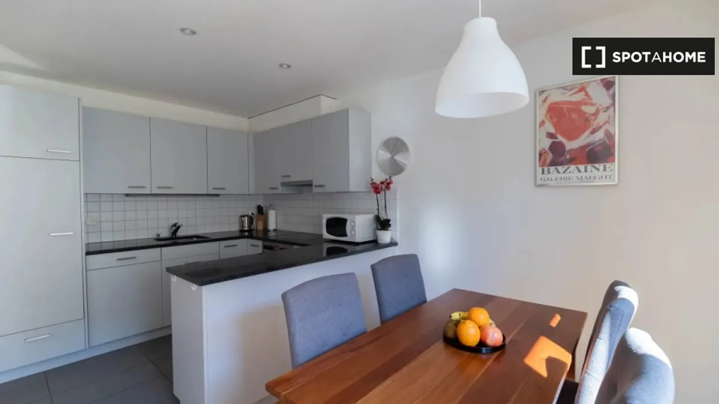 Discover, visit and rent your new home online with full confidence. - Photo 6 of 11