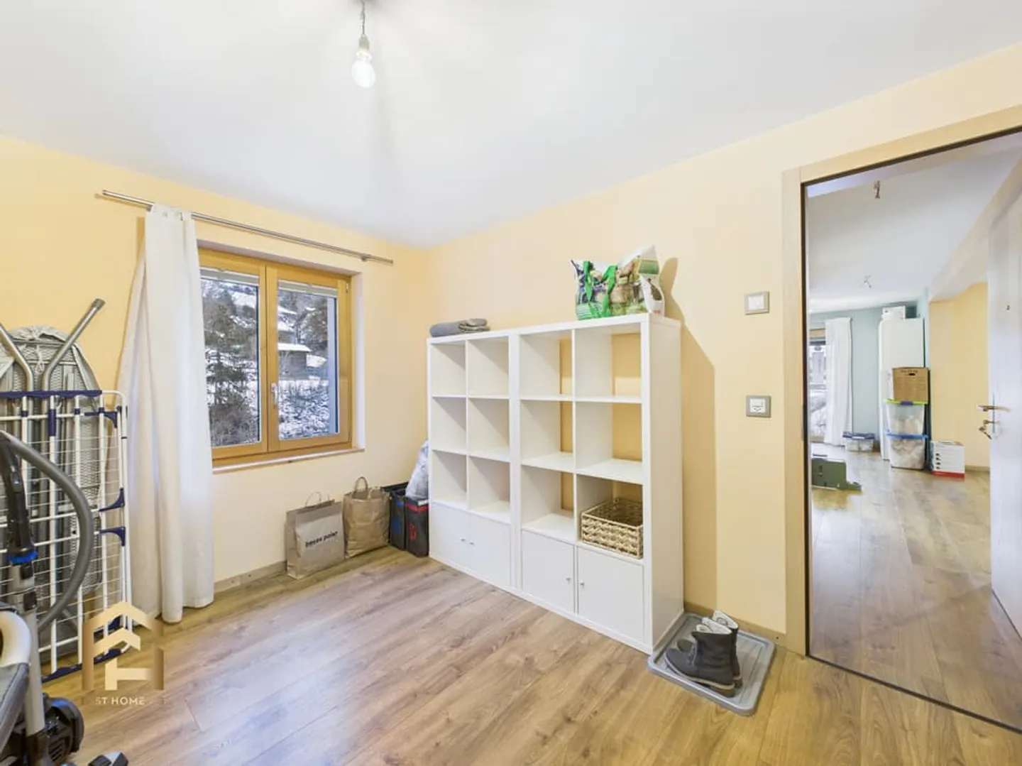 Moderne 3.5-ZWG mit Kamin, Balkon und Bergblick in St. Niklaus - Photo 9 sur 13