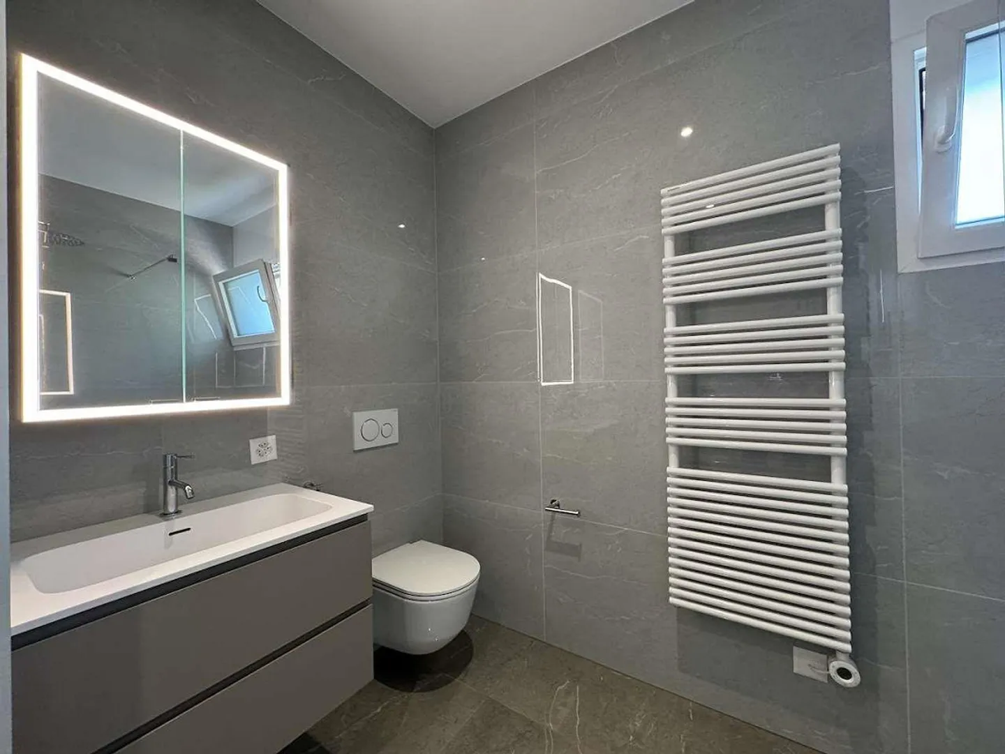 Appartement moderne de 2.5 pièces - Photo 8 sur 13
