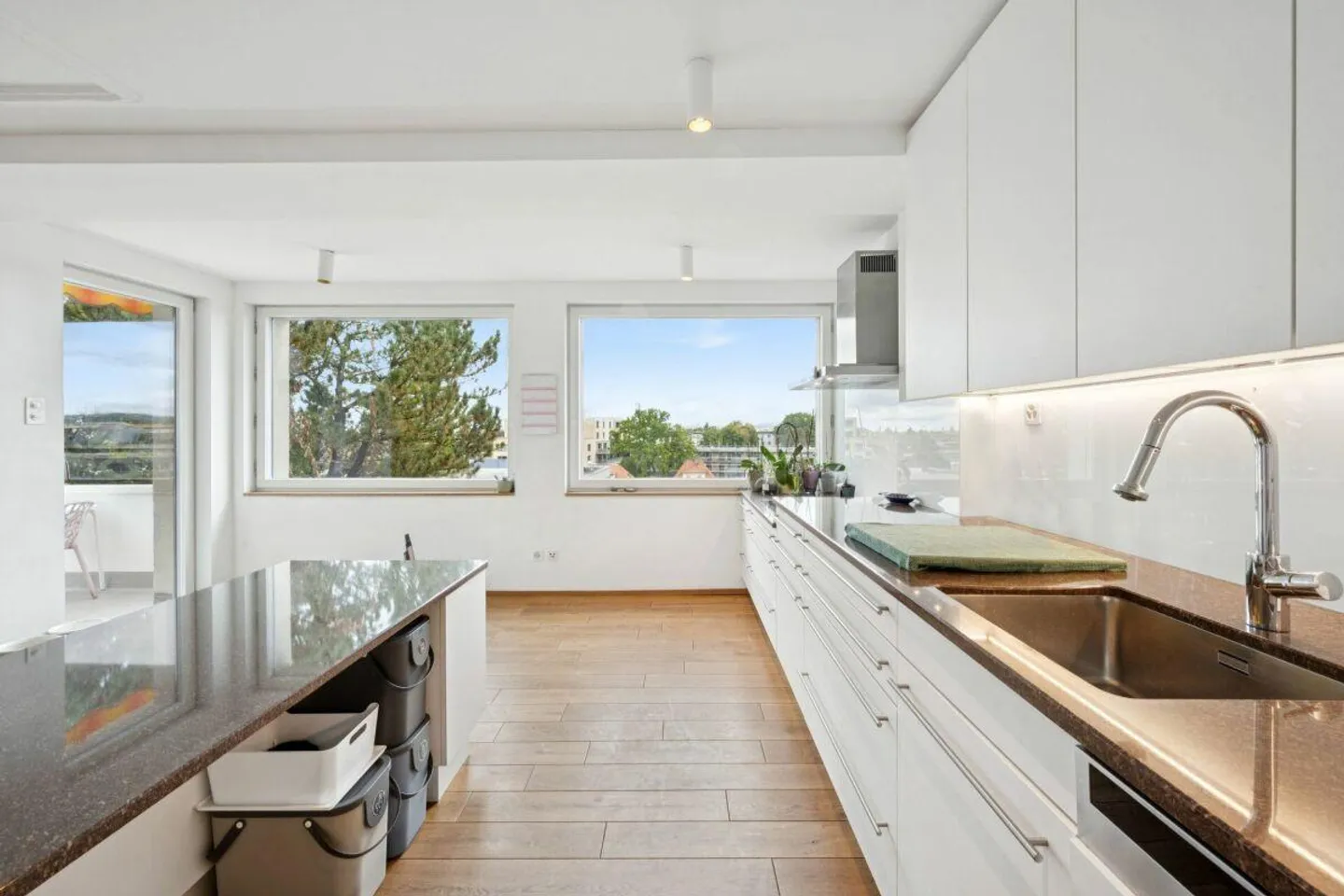 Casa bifamiliare di 6,5 stanze in stile Liberty - Foto 3 di 12