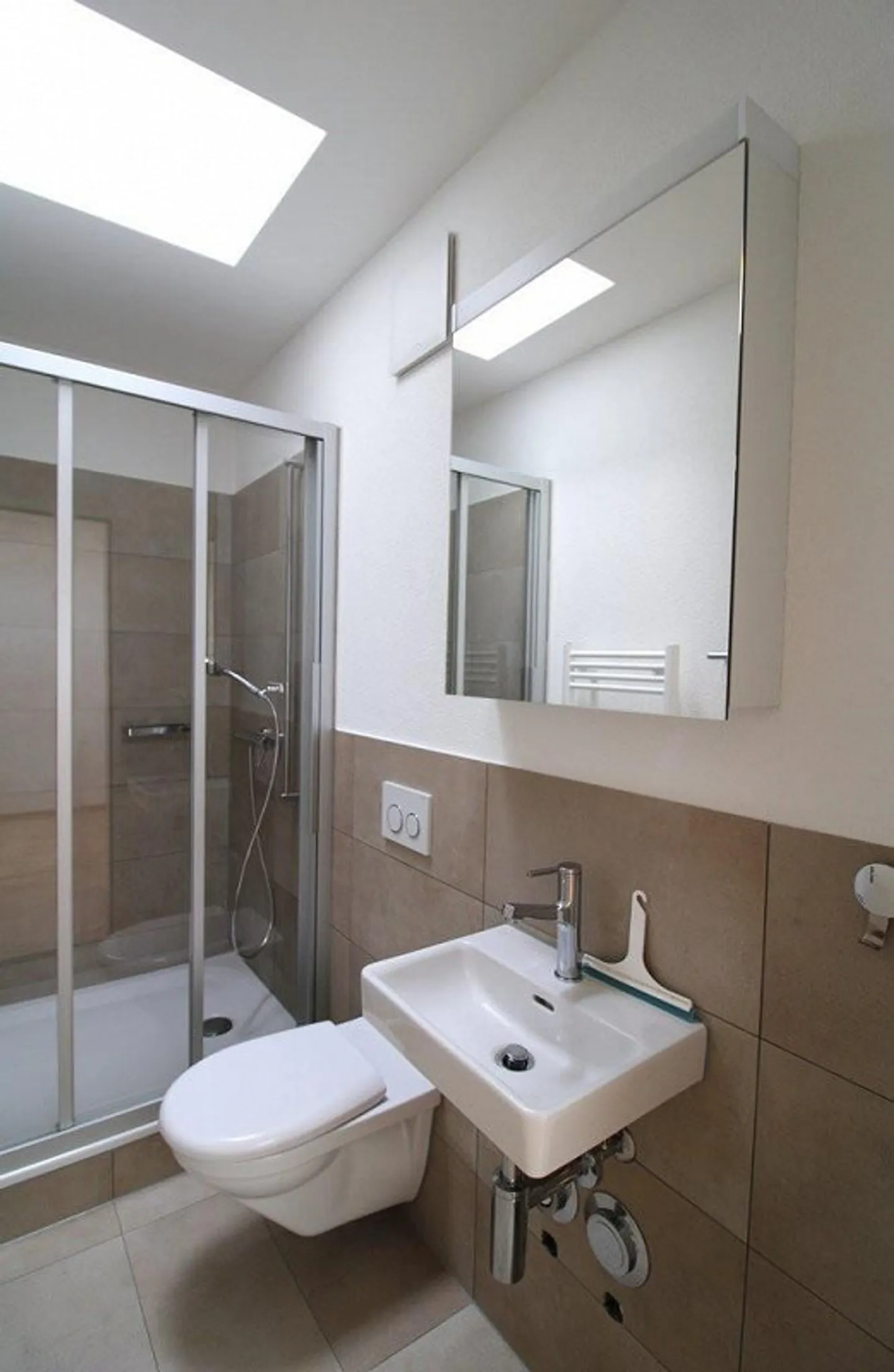 Modern 3.5 room apartment with fireplace in Allschwil - Photo 6 of 10