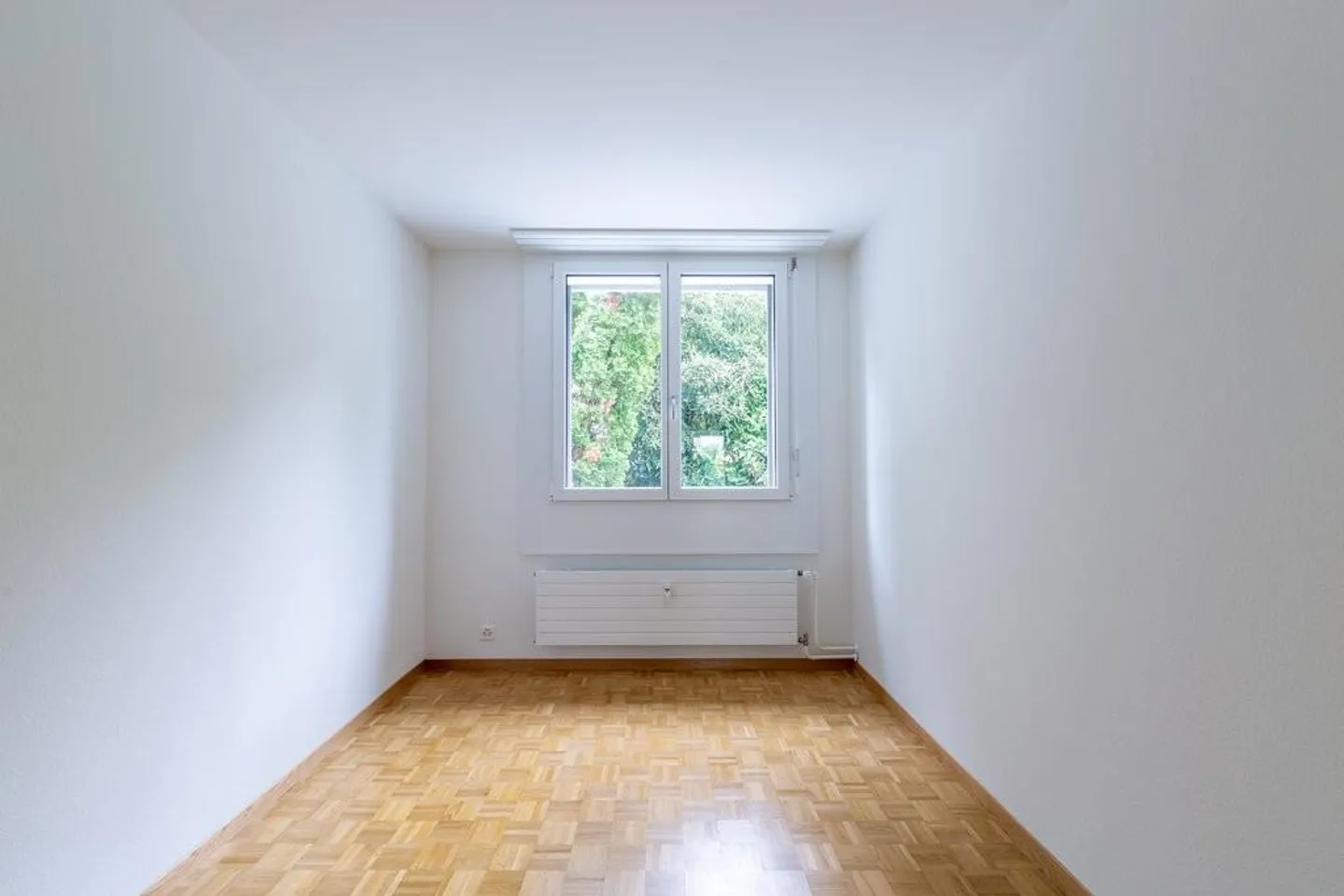 Modern 3.5 room apartment with fireplace in Allschwil - Photo 8 of 10