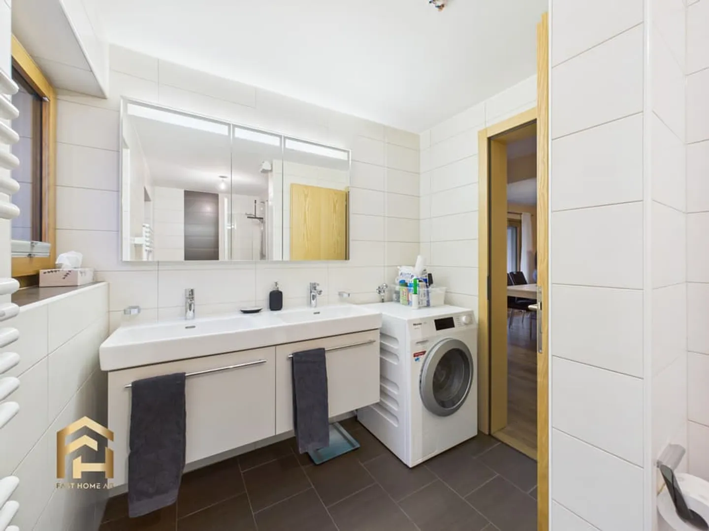 Moderne 3.5-ZWG mit Kamin, Balkon und Bergblick in St. Niklaus - Photo 12 sur 13