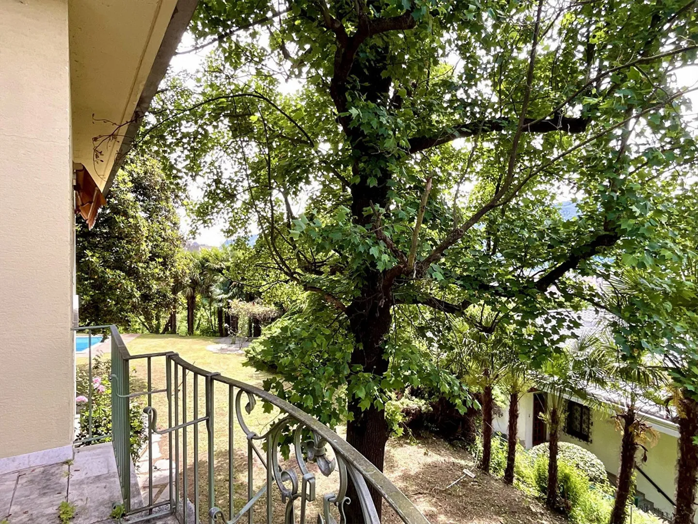 MORBIO INFERIORE - VILLA ZUM UMBAUEN - Foto 2 von 13