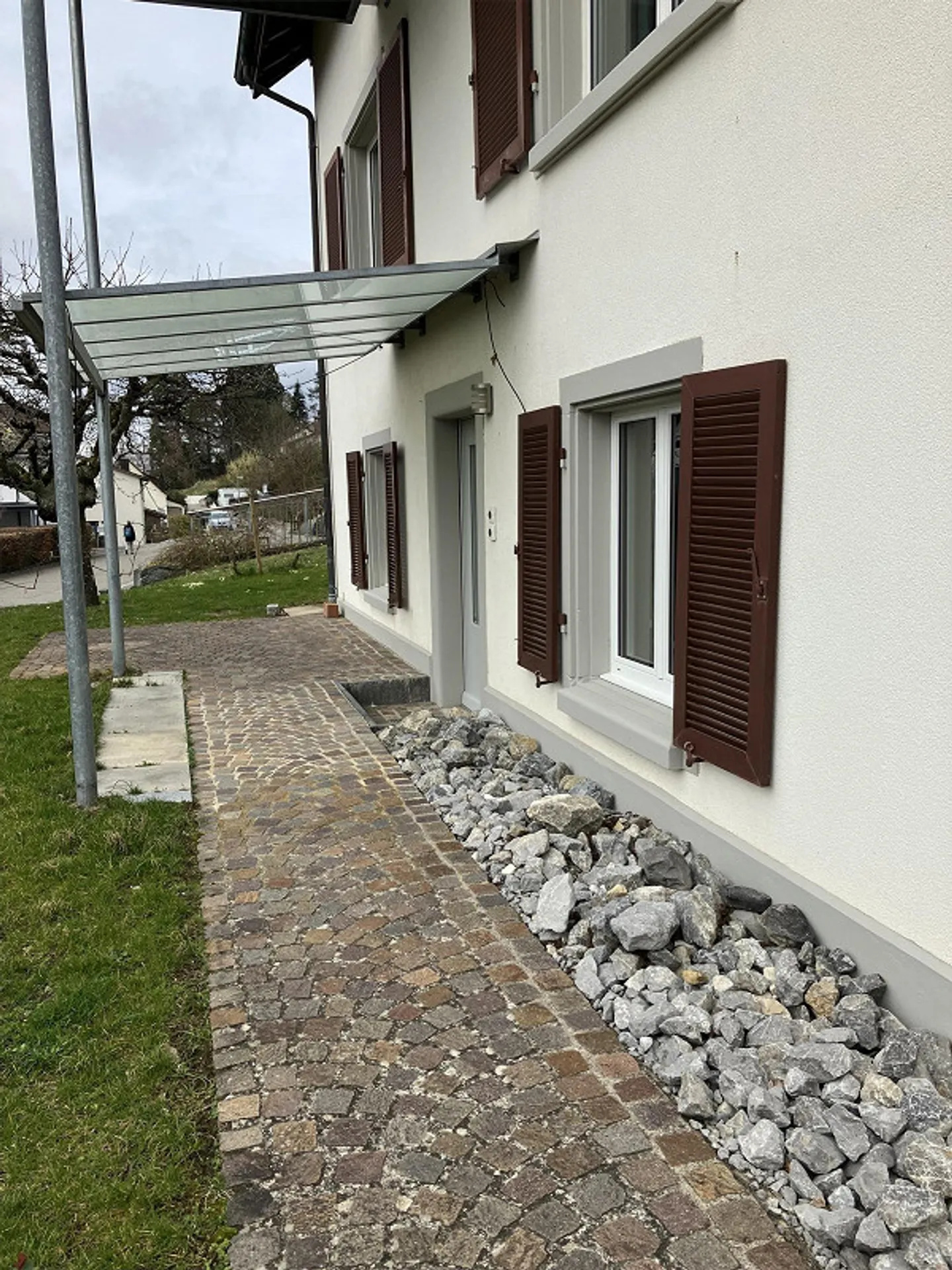 renovierte, sonnige 2 Zimmer Wohnung - Foto 2 von 9