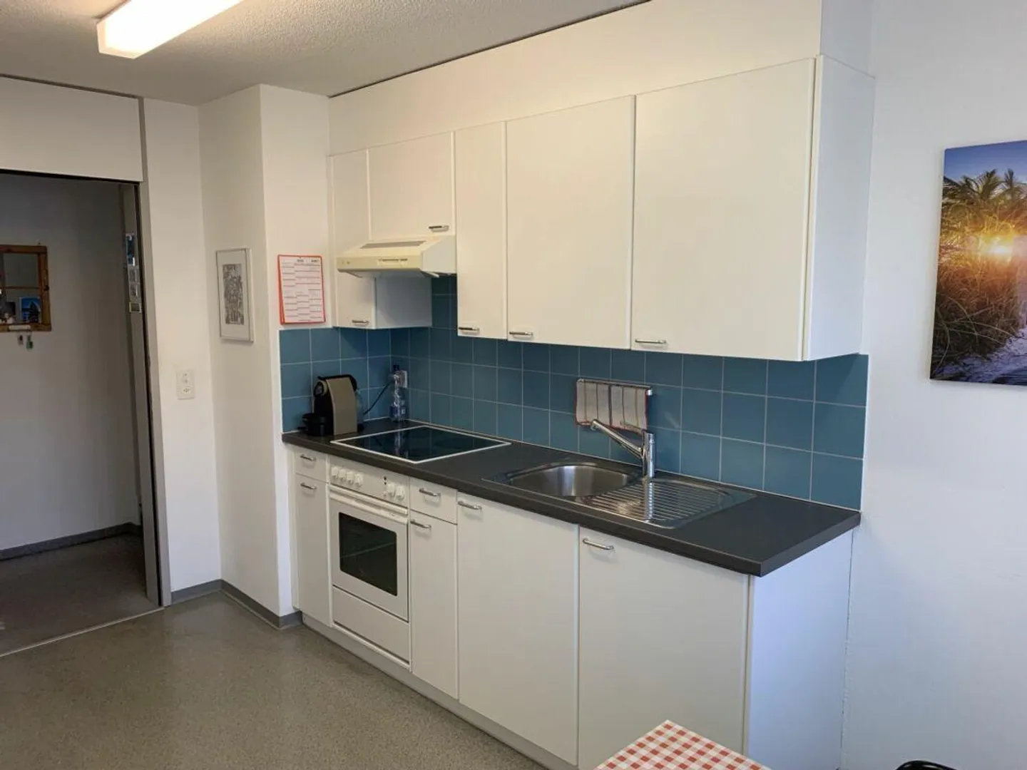 Spacious apartment in a sunny location - Photo 5 of 18