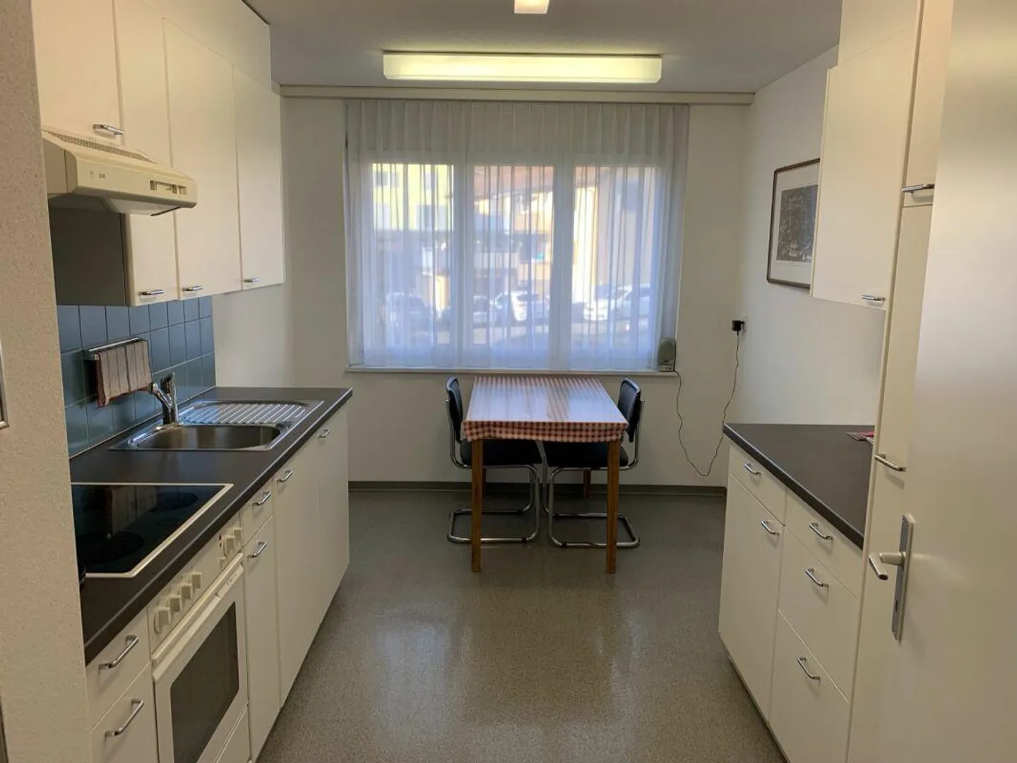 Spacious apartment in a sunny location - Photo 7 of 18