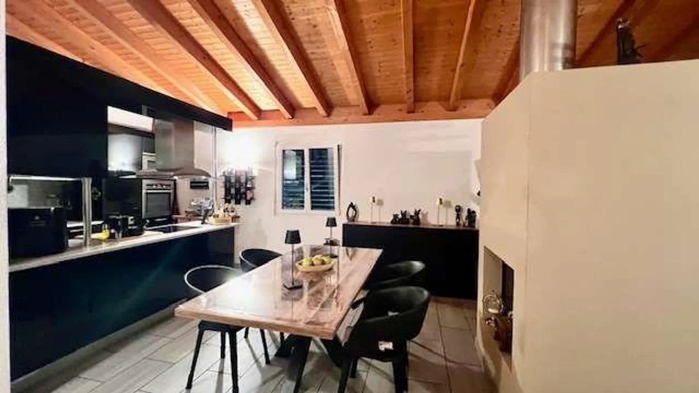 Attico con terrazza e vista libera - Foto 2 di 13