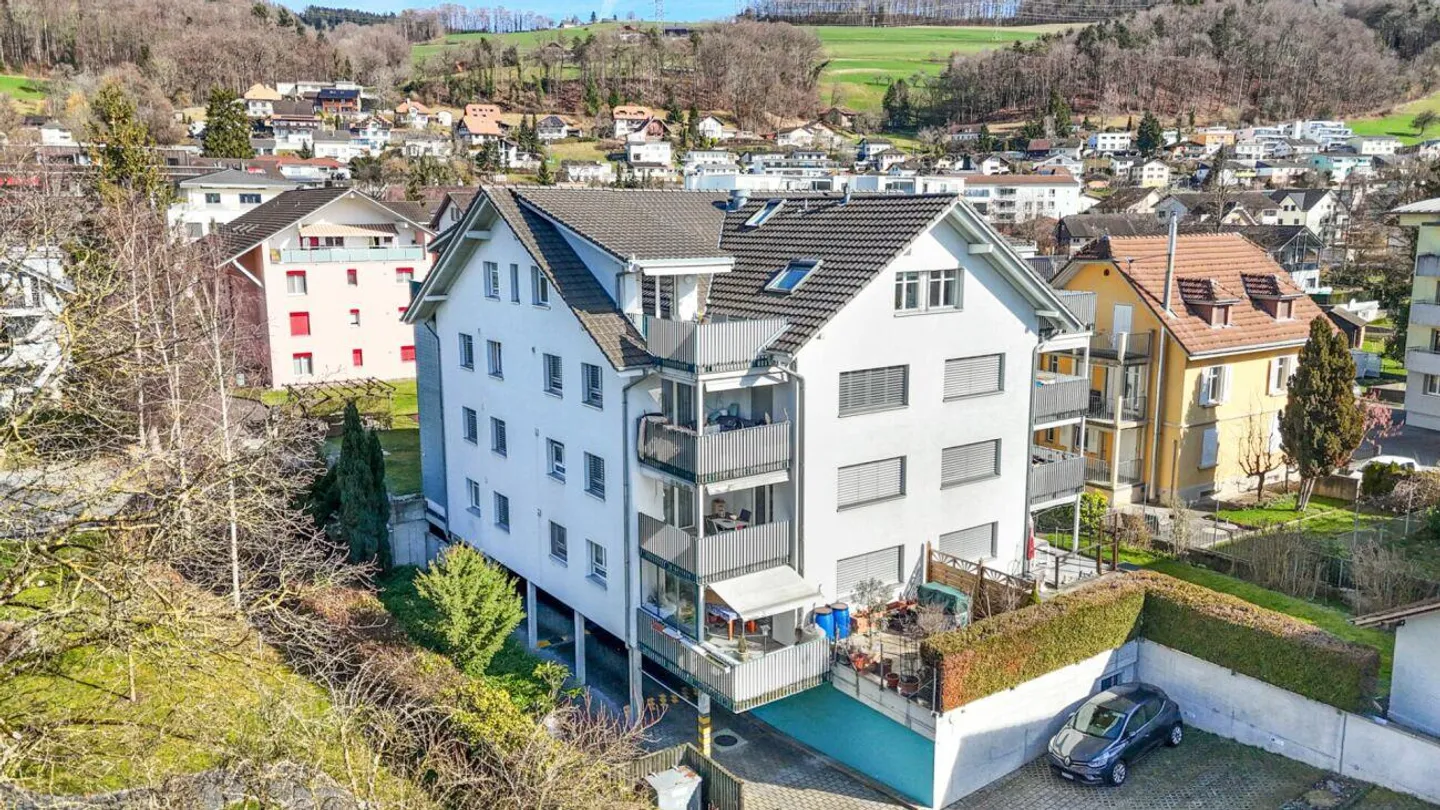 Living above the rooftops of Triengen bright, well-kept apartment in a central location - Photo 15 of 23