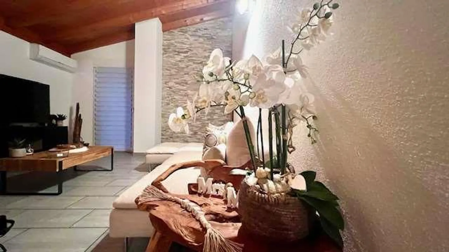 Attico con terrazza e vista libera - Foto 11 di 13