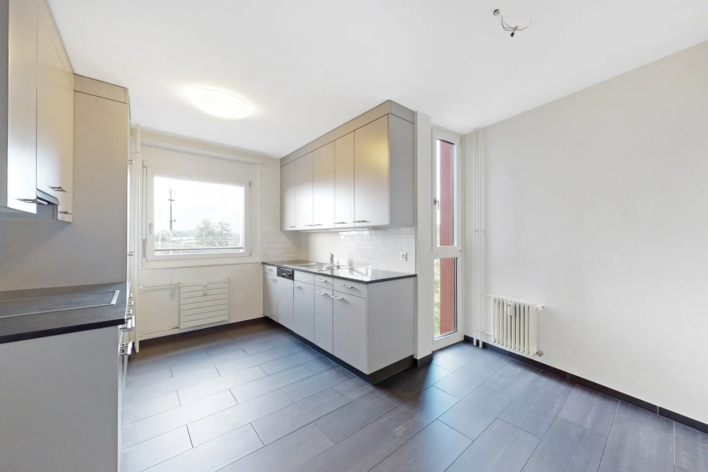 Appartement moderne 3.5 pièces - Photo 2 sur 8