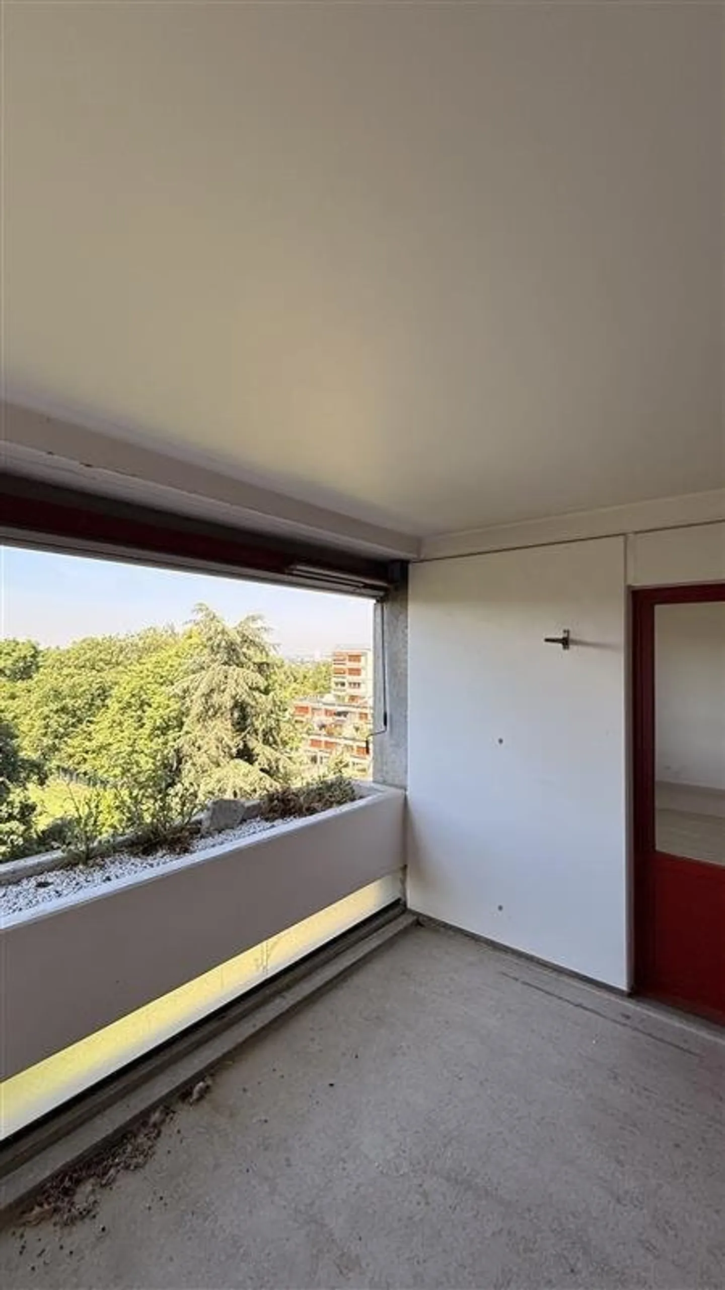 Votre nouveau chez-vous avec vue - 4,5 pièces au 8ème étage de Liebrüti - Photo 8 sur 9